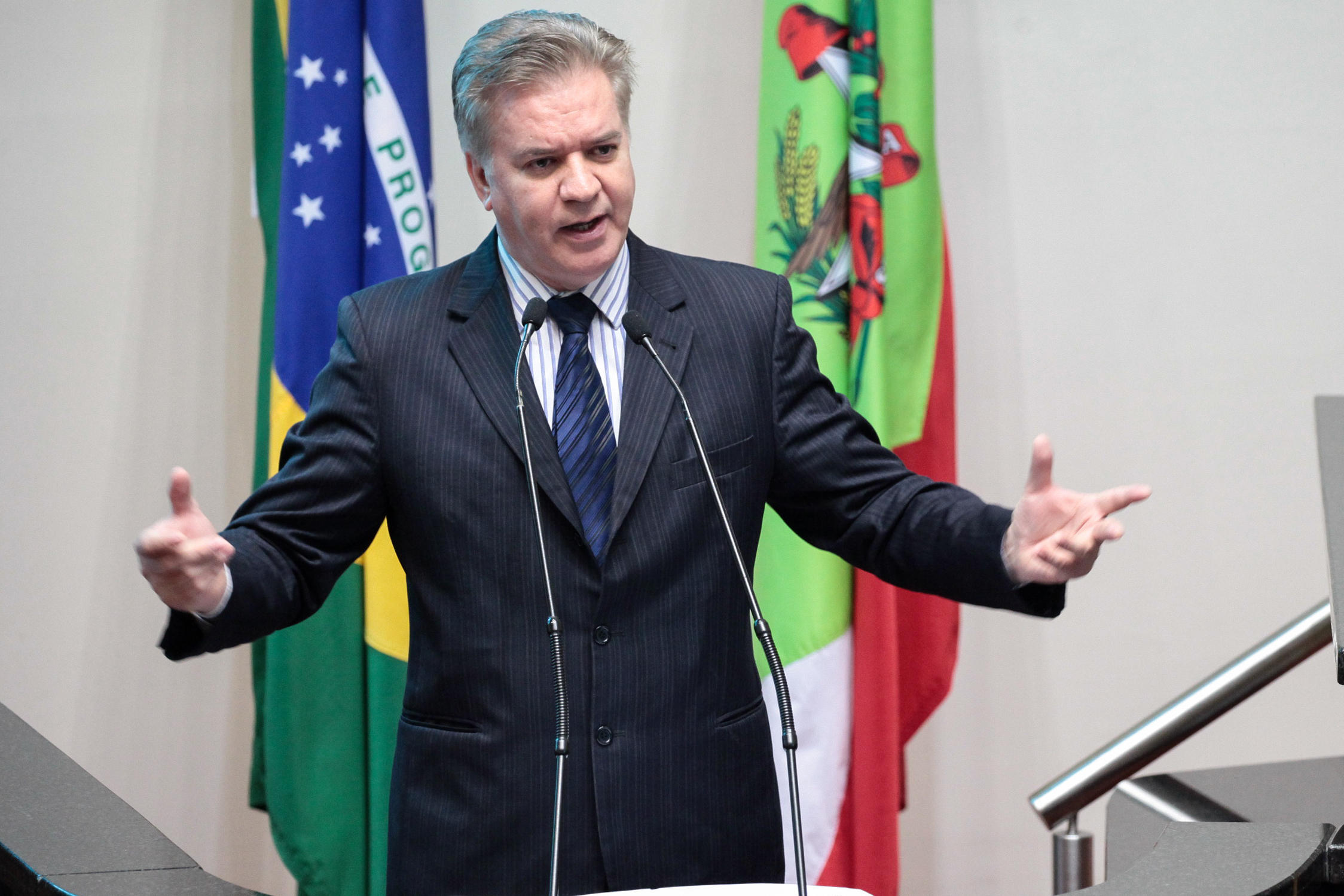 Deputado Cesar Valduga (PCdoB). Sessão Ordinária.