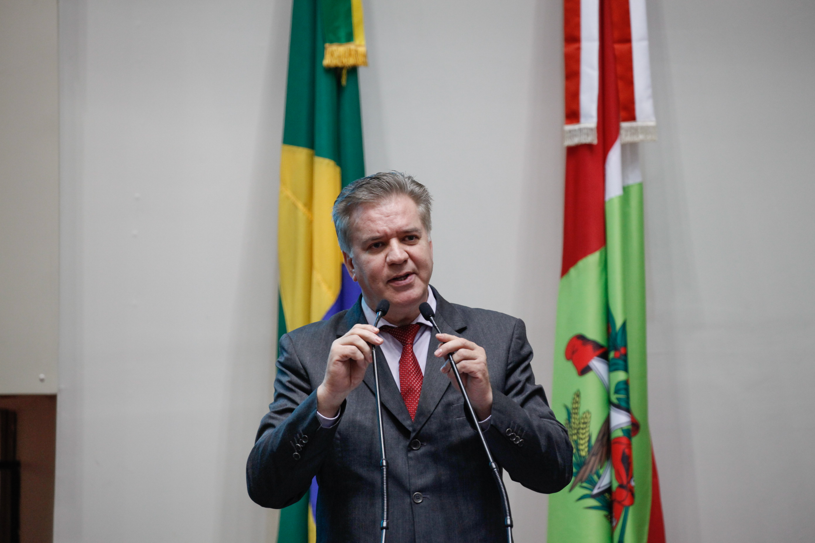 Deputado Cesar Valduga (PCdoB). Foto: Karina Ferreira