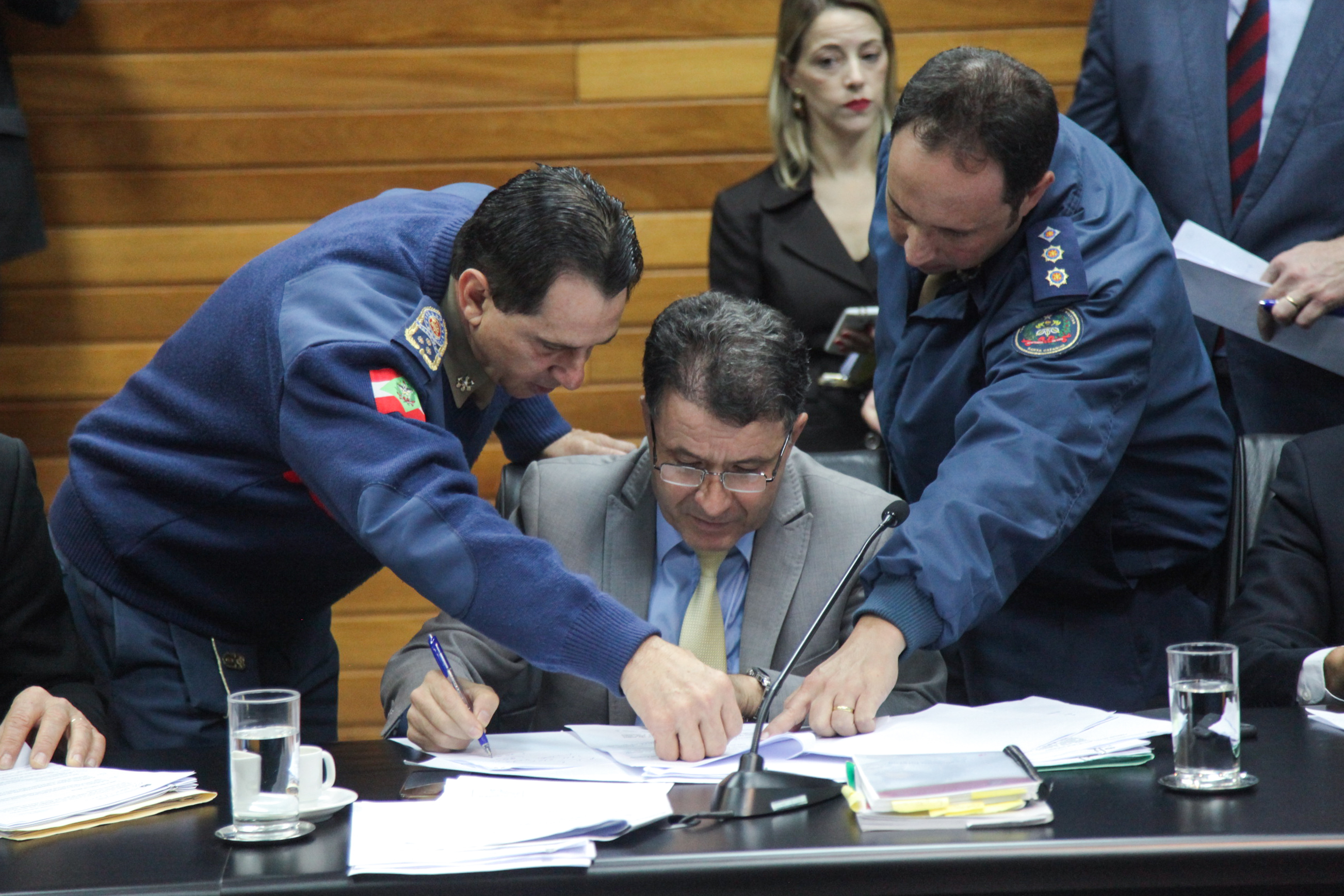 Comissão de Constituição e Justiça.