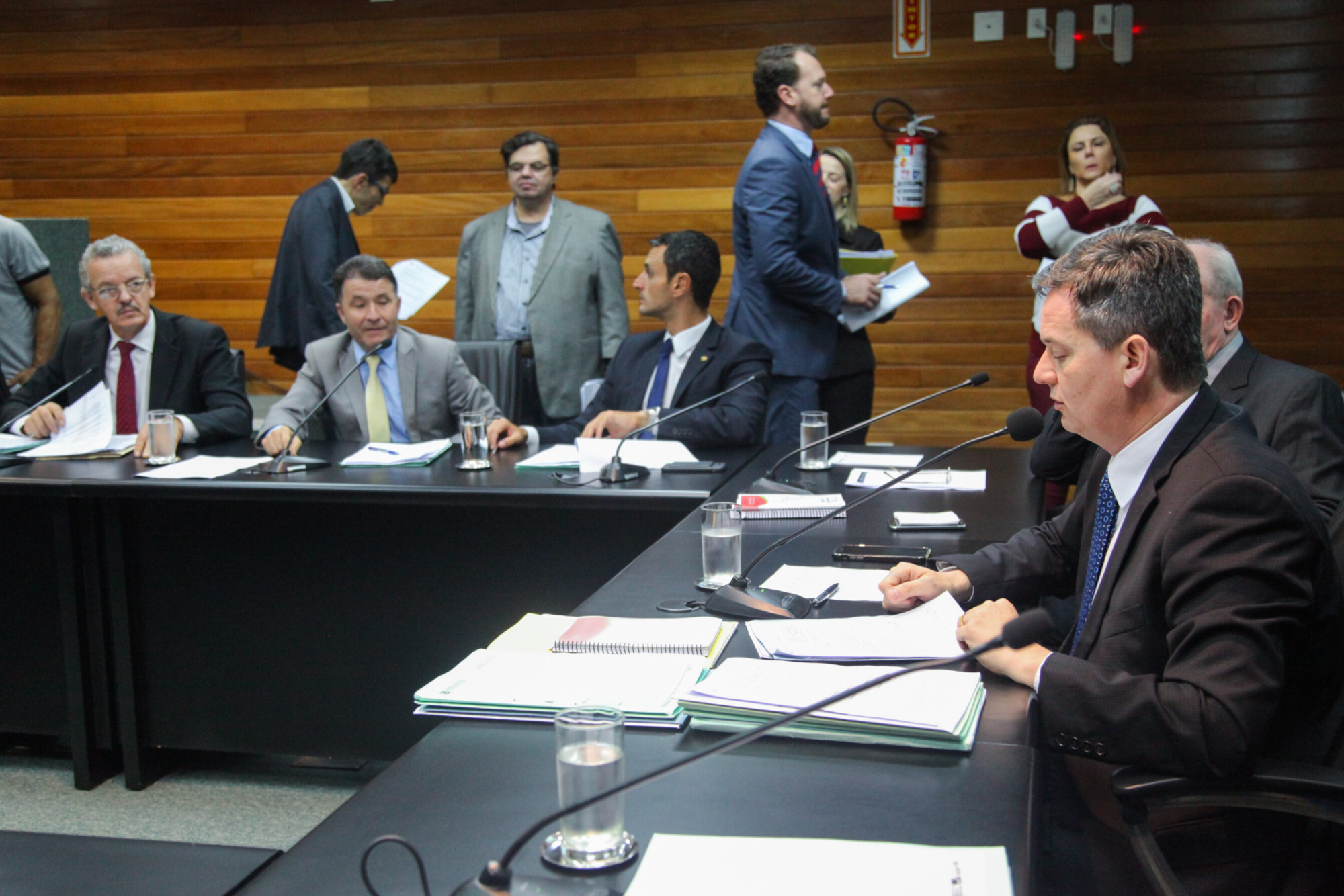 CCJ aprova projeto que regulamenta atividade de bombeiros comunitários em SC