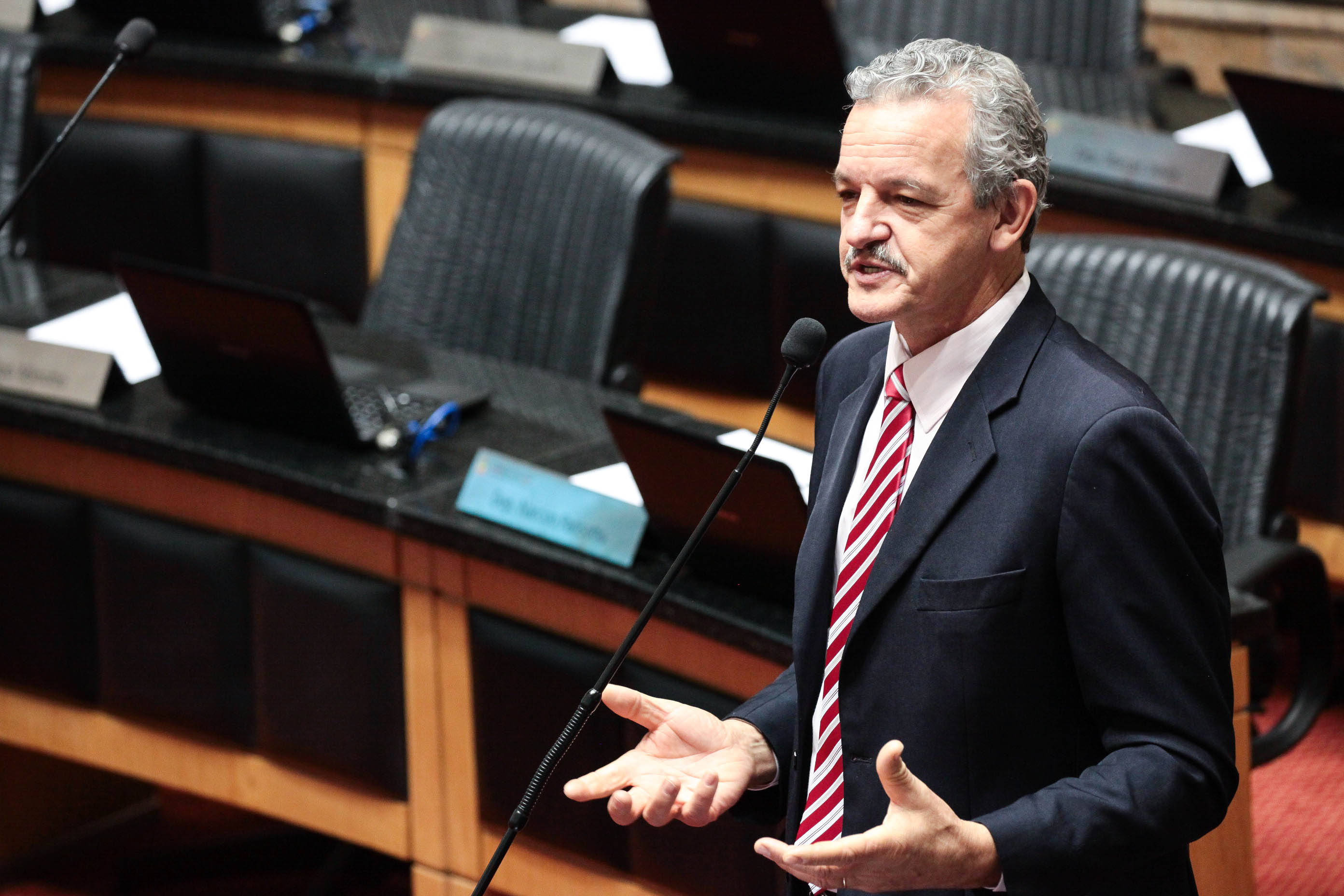 Deputado Dirceu Dresch (PT). Sessão Ordinária.