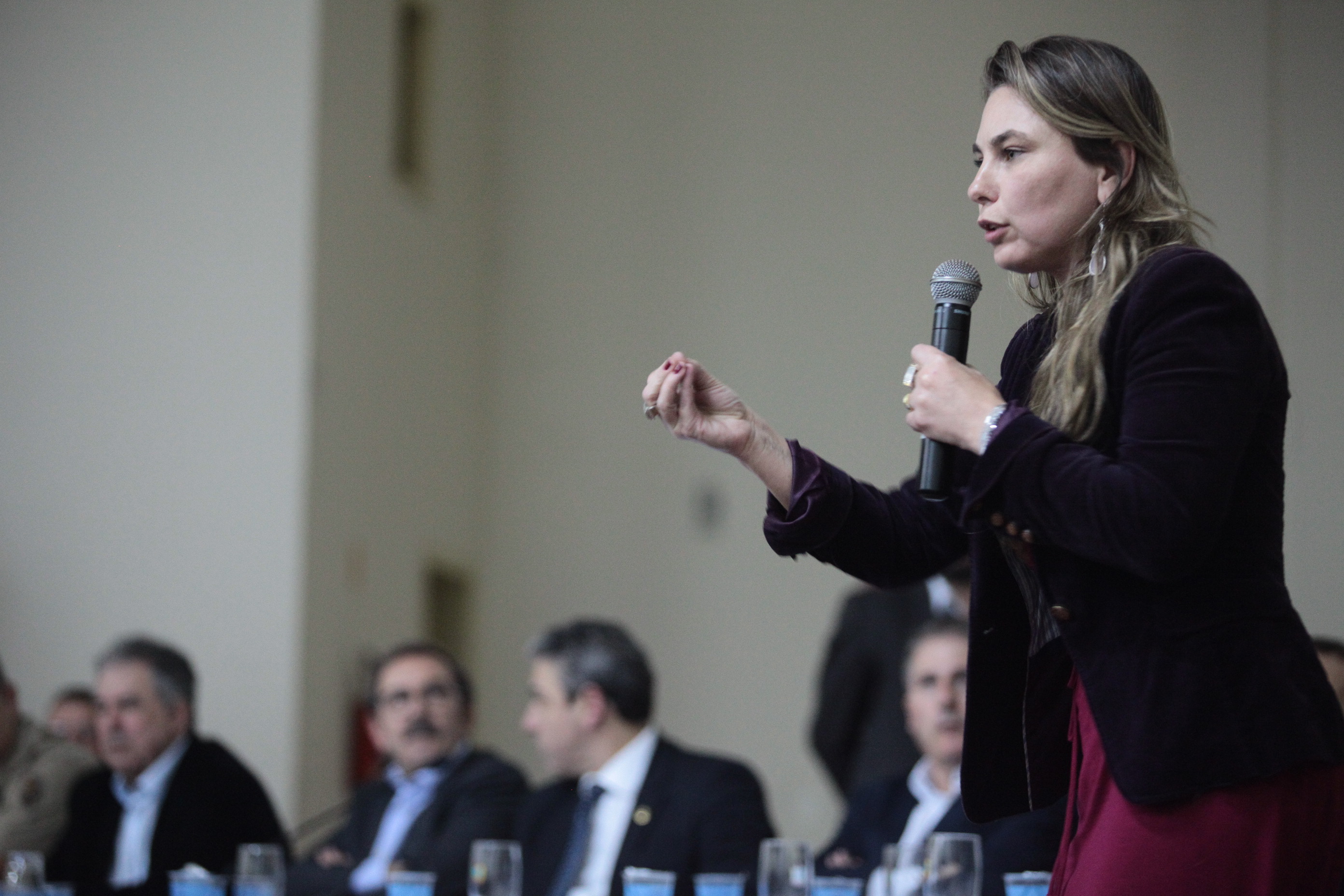 Audiência Pública em Tijucas - Nova Penitenciária - Prefeita de Bombinhas, Ana Paula da Silva