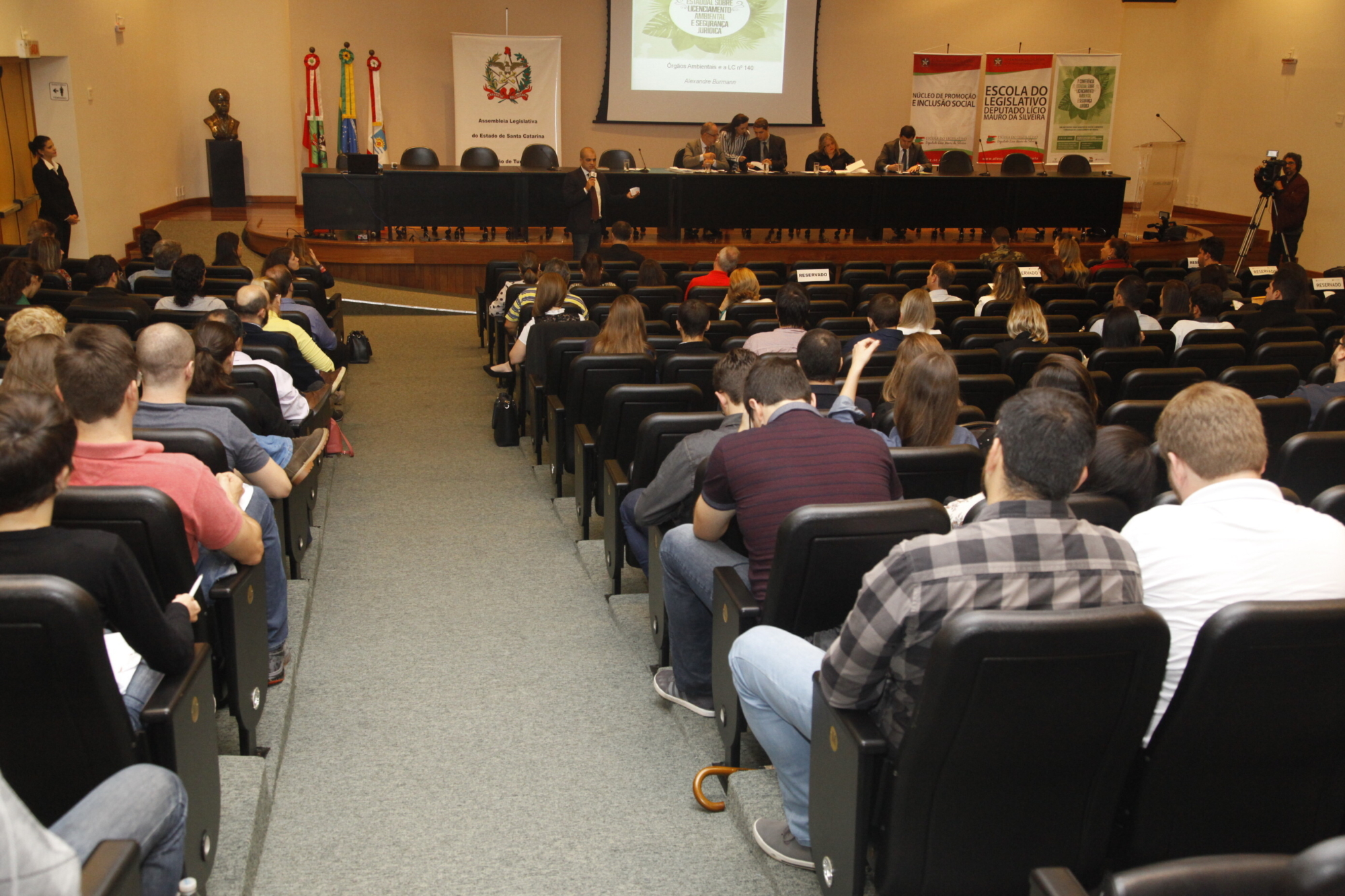 Palestrantes debatem conflitos de competência no licenciamento ambiental
