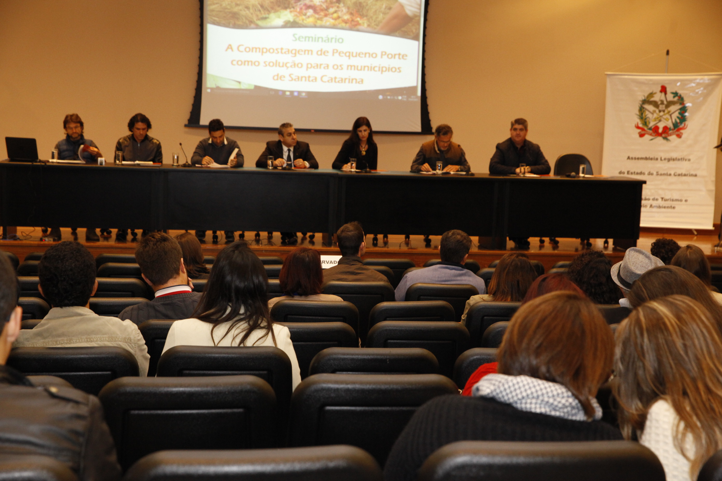 Seminário Política Nacional de Resíduos Sólidos.