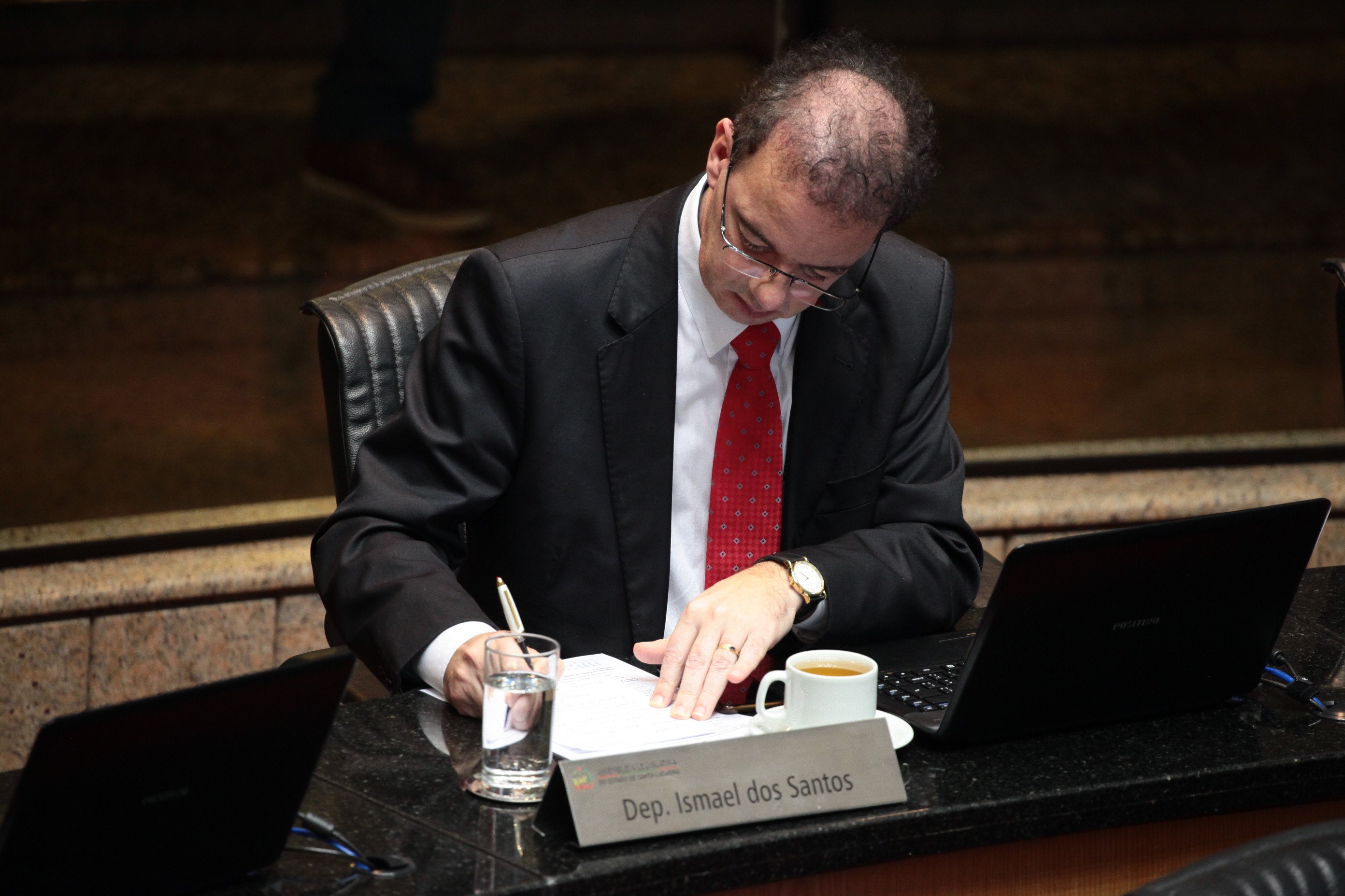 Sessão Ordinária. Deputado Ismael dos Santos (PSD). Foto: Miriam Zomer / Agência AL