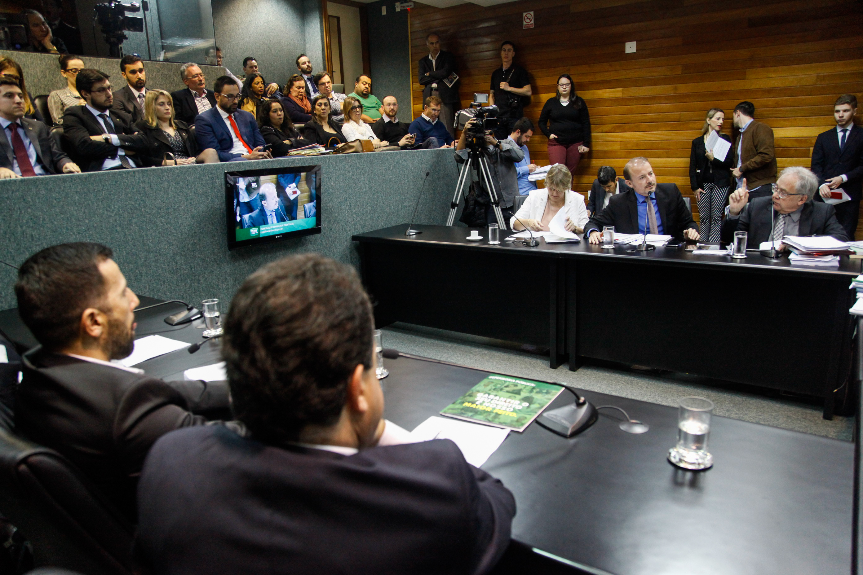 Comissão de Finanças e Tributação.