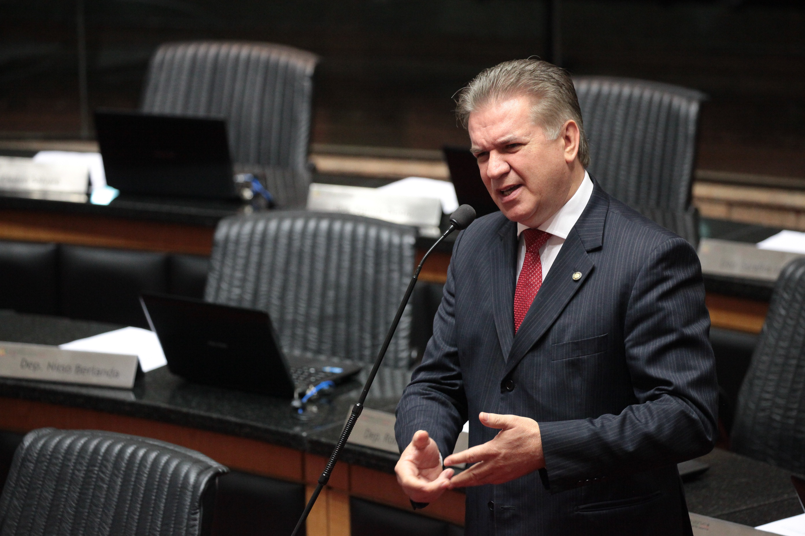 Deputado Cesar Valduga (PCdoB). Sessão Ordinária.