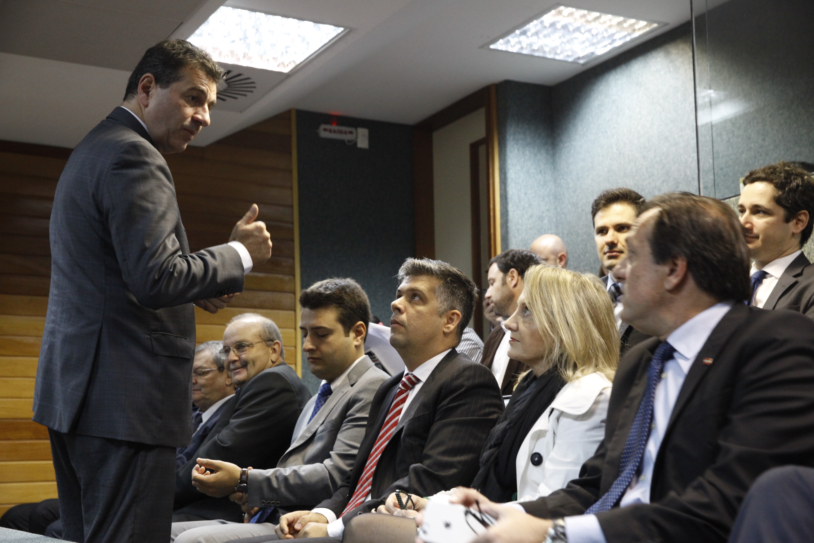 Comissão de Constituição e Justiça