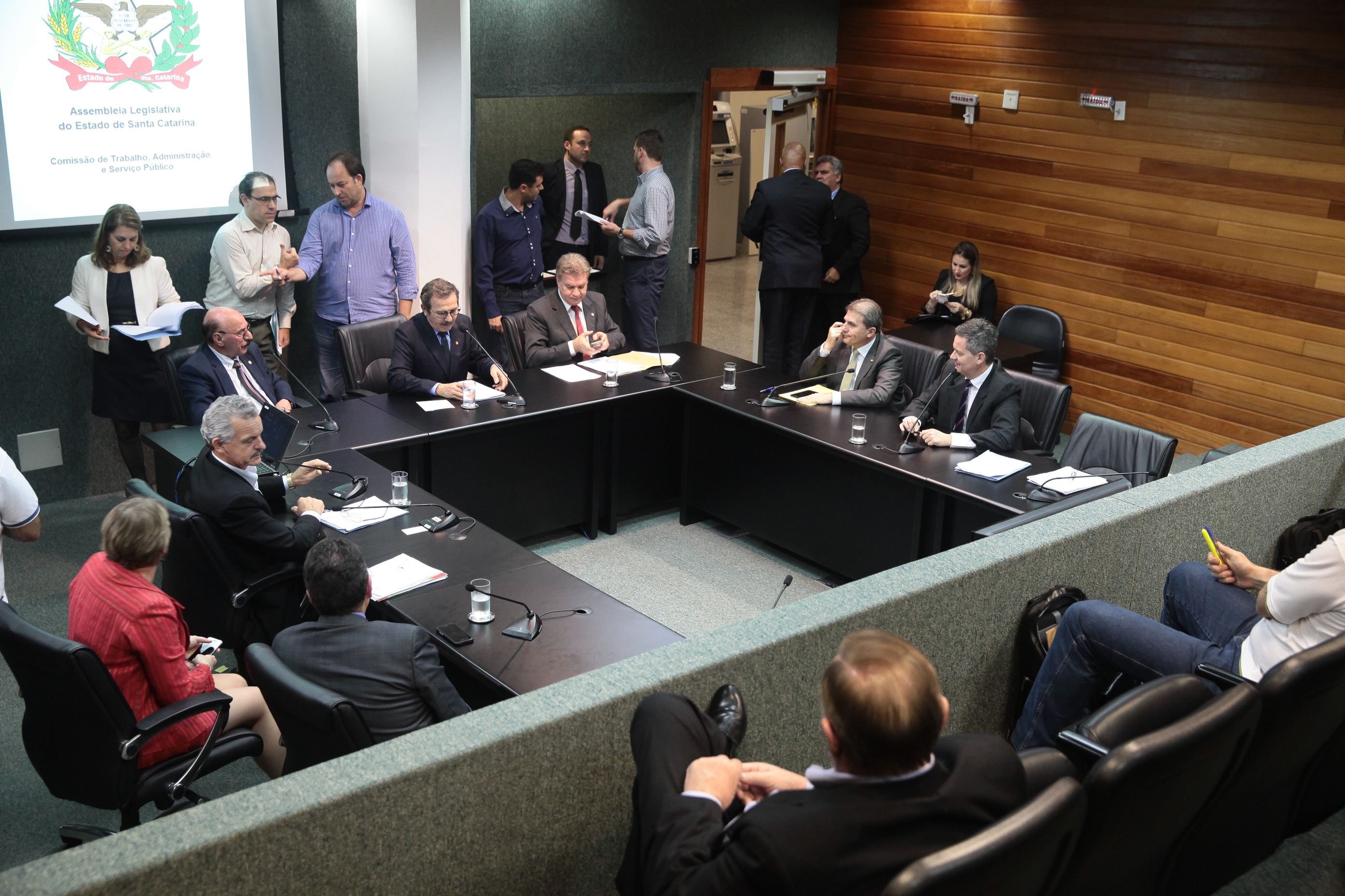 Reunião da Comissão de Trabalho.