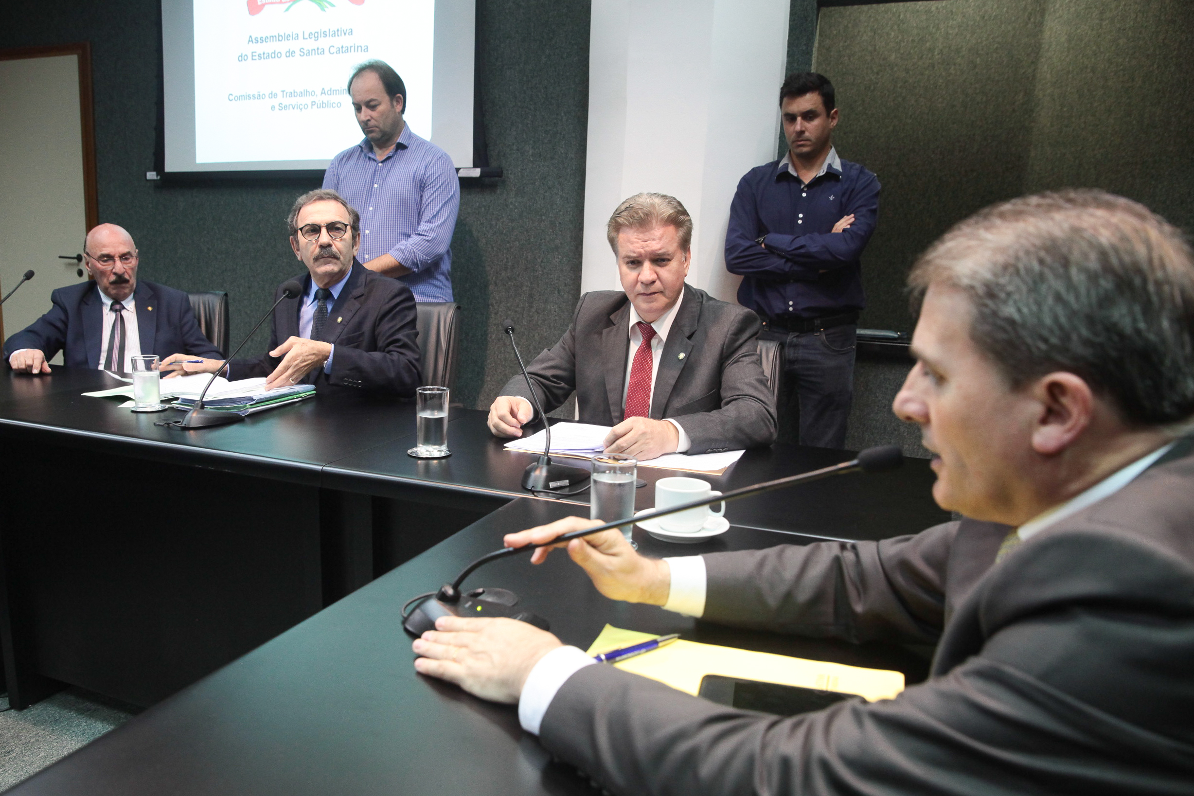 Reunião da Comissão de Trabalho.