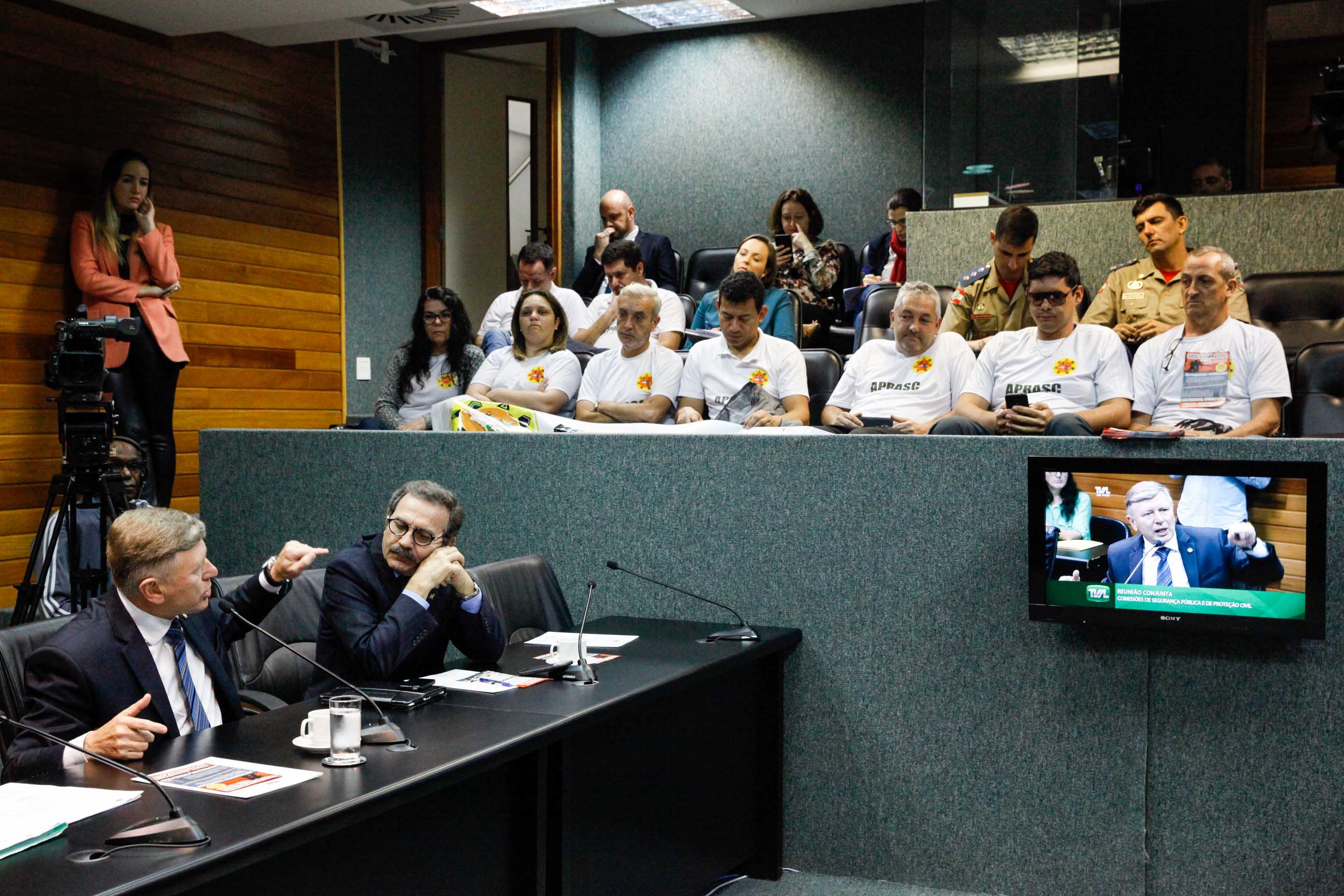 Reunião Simultânea da Comissão de Segurança Pública e da Comissão de Proteção Civil.