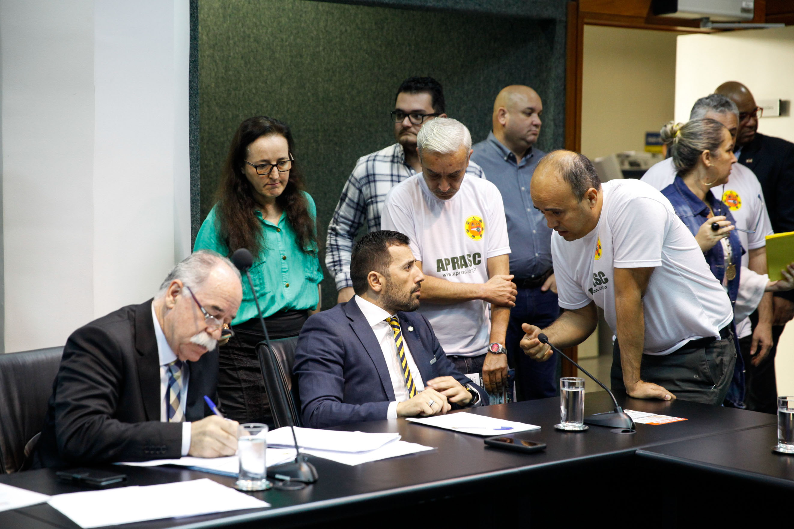 Reunião Simultânea da Comissão de Segurança Pública e da Comissão de Proteção Civil.