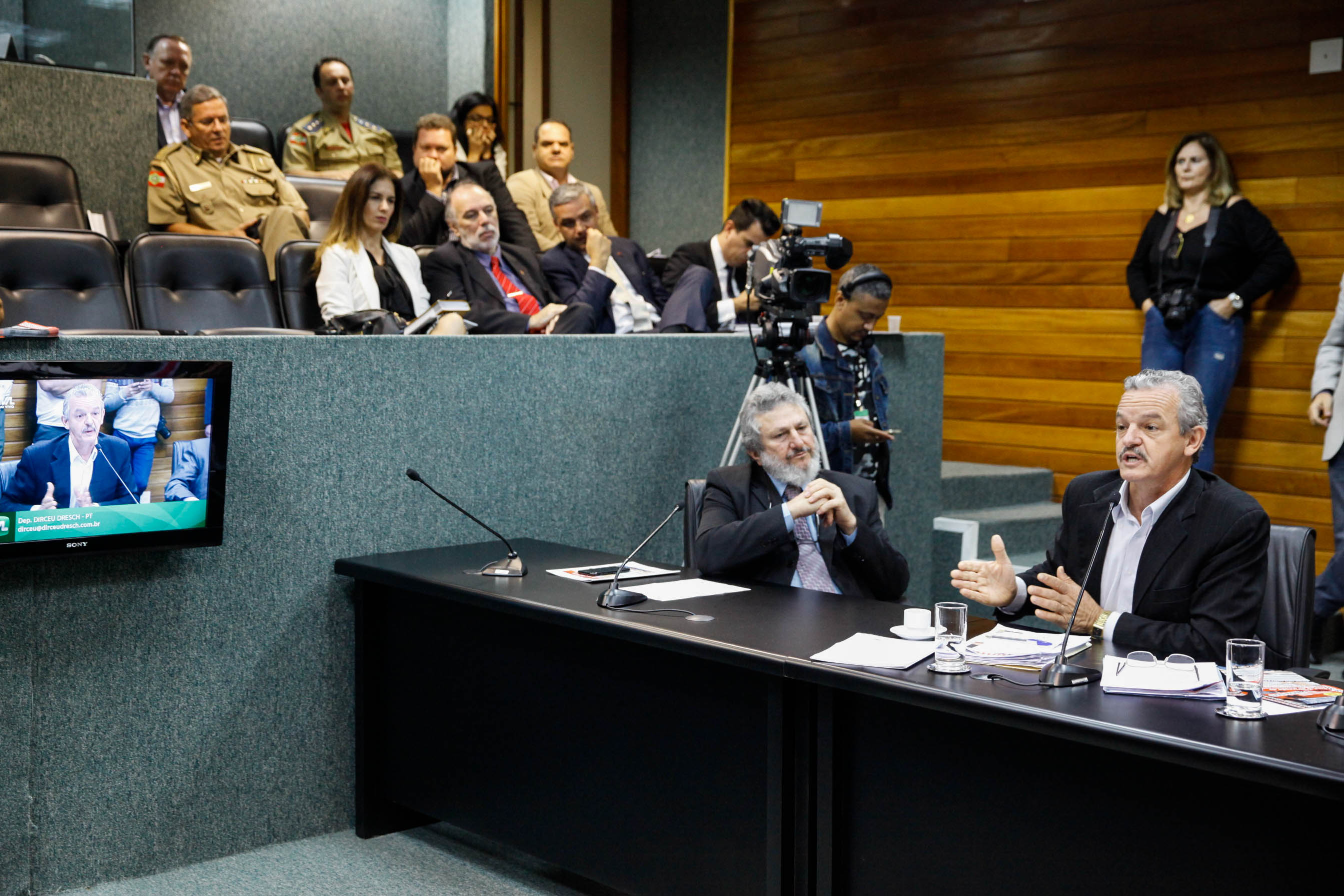 Reunião Simultânea da Comissão de Segurança Pública e da Comissão de Proteção Civil.