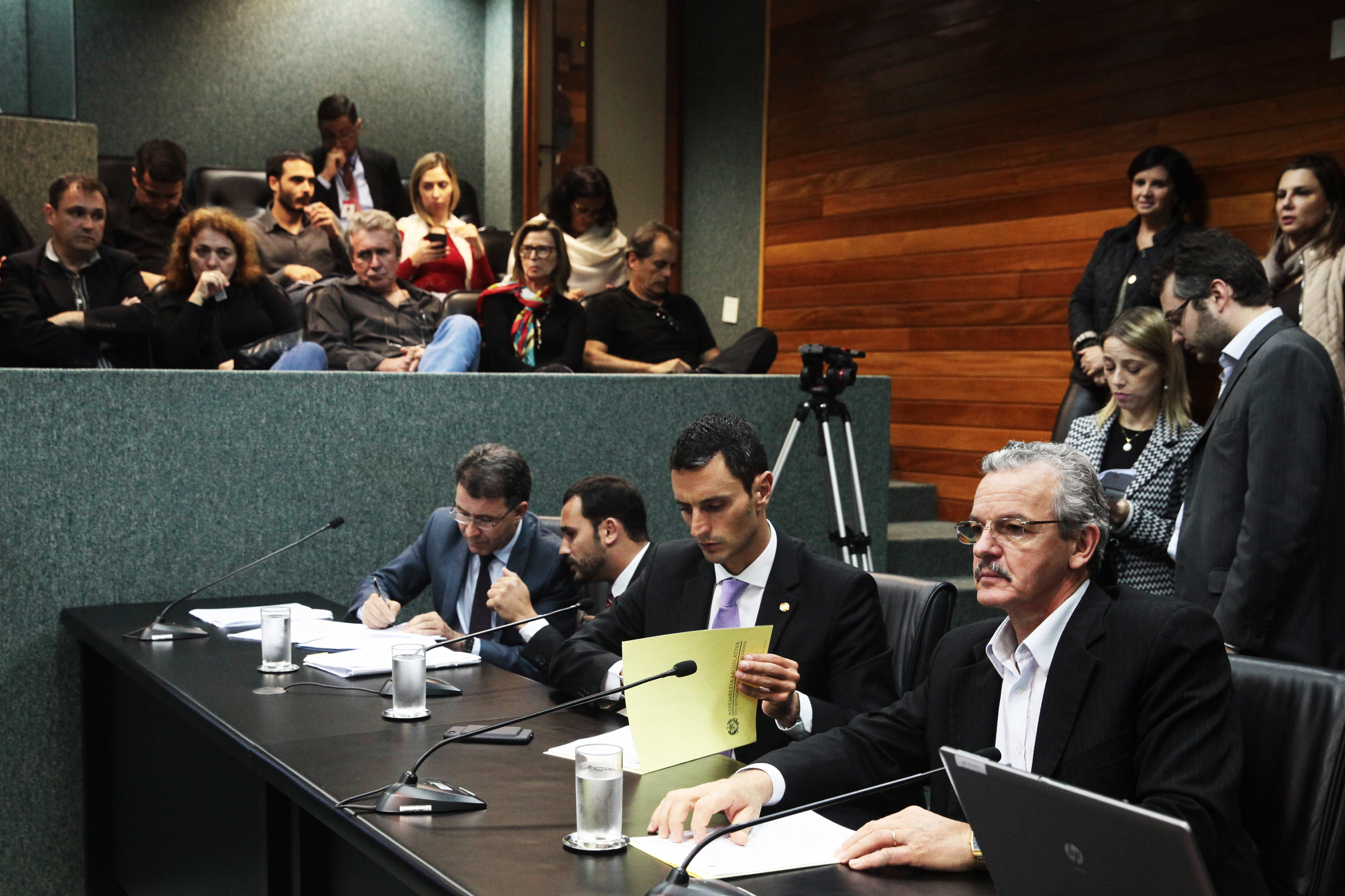 Reunião Extraordinária da Comissão de Constituição e Justiça.