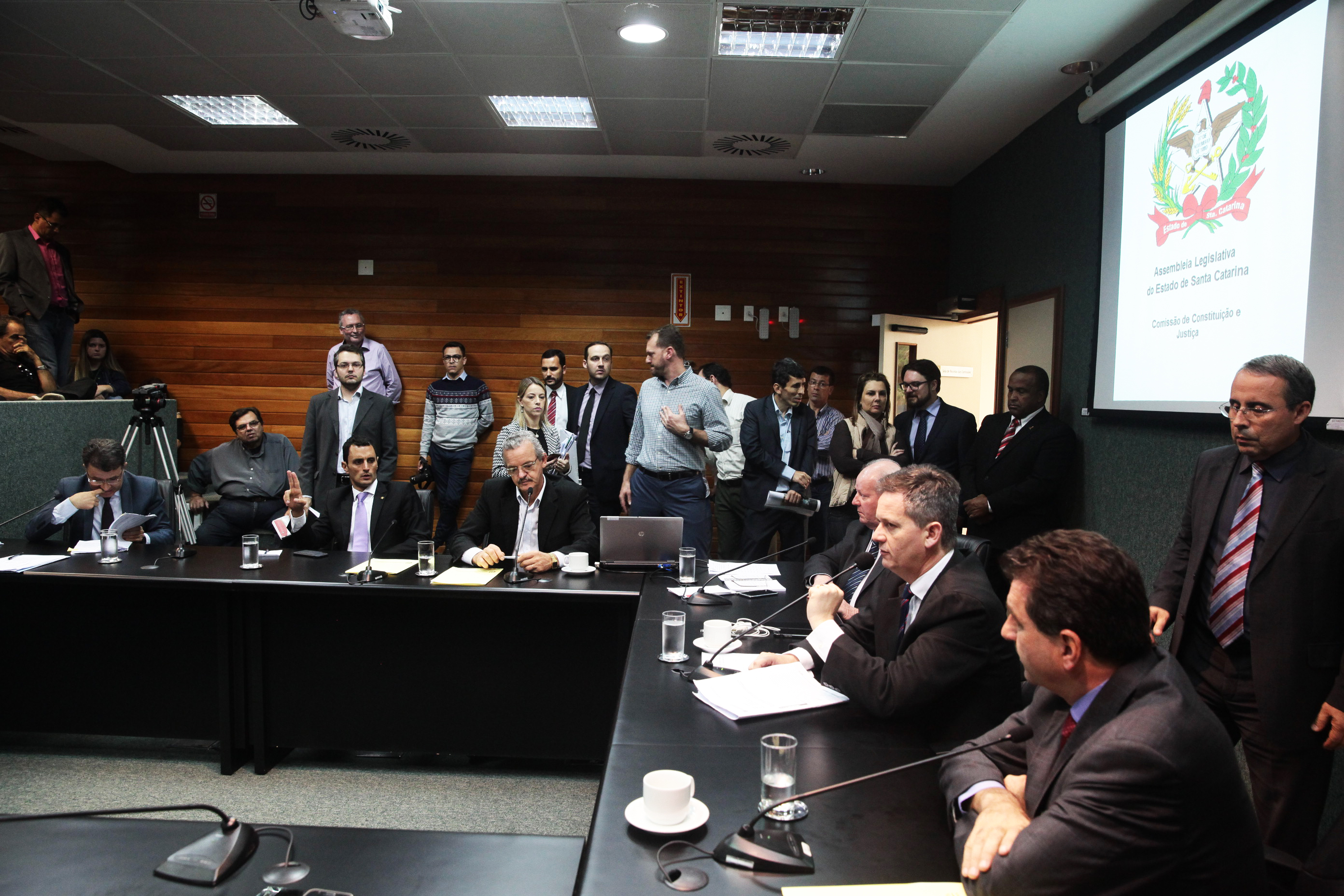 Reunião Extraordinária da Comissão de Constituição e Justiça.