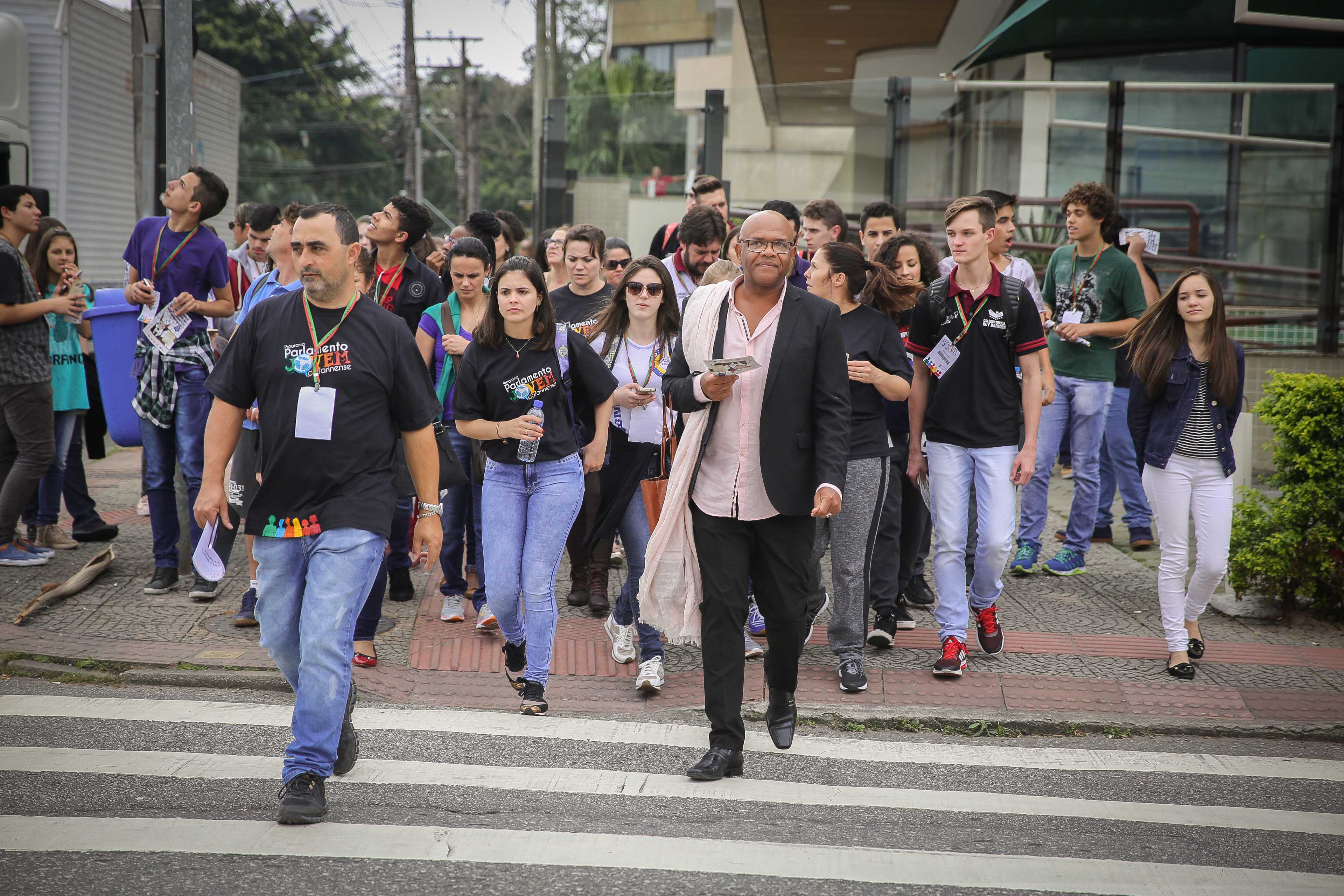 Roteiro Autoguiado - Parlamento Jovem.