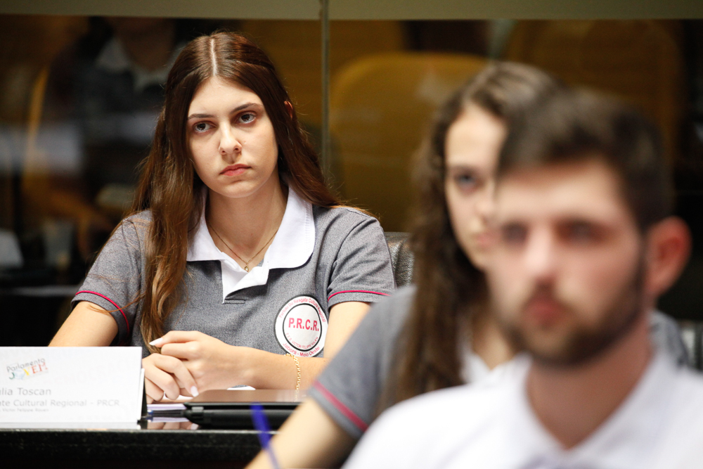 Sessão Especial do Parlamento Jovem Catarinense.