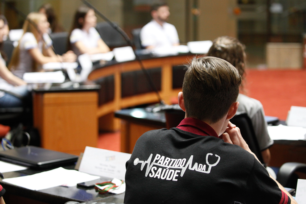 Sessão Especial do Parlamento Jovem Catarinense.