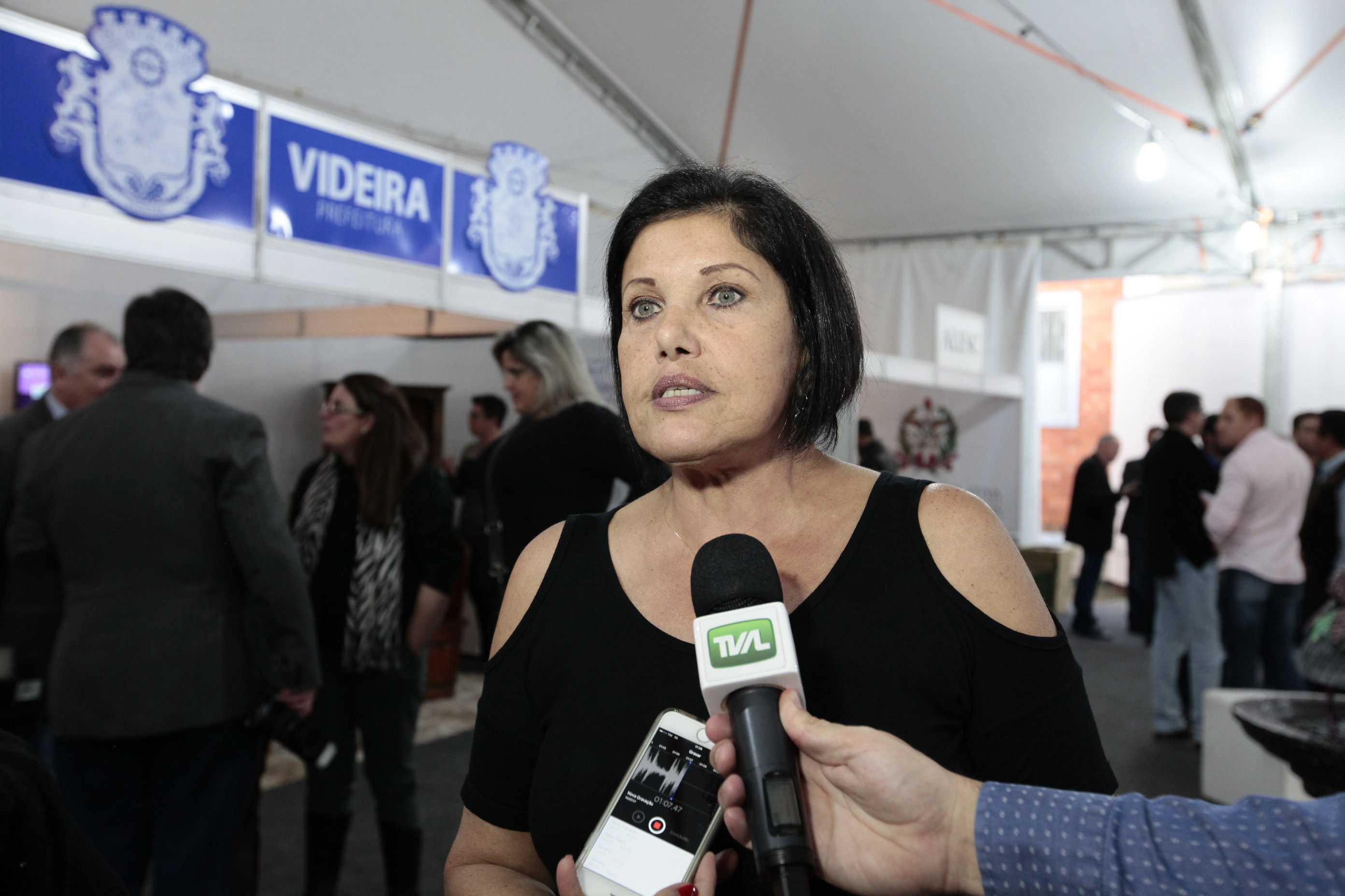 VI Mostra do Vinho Catarinense. Sommelier Márcia Maluf.