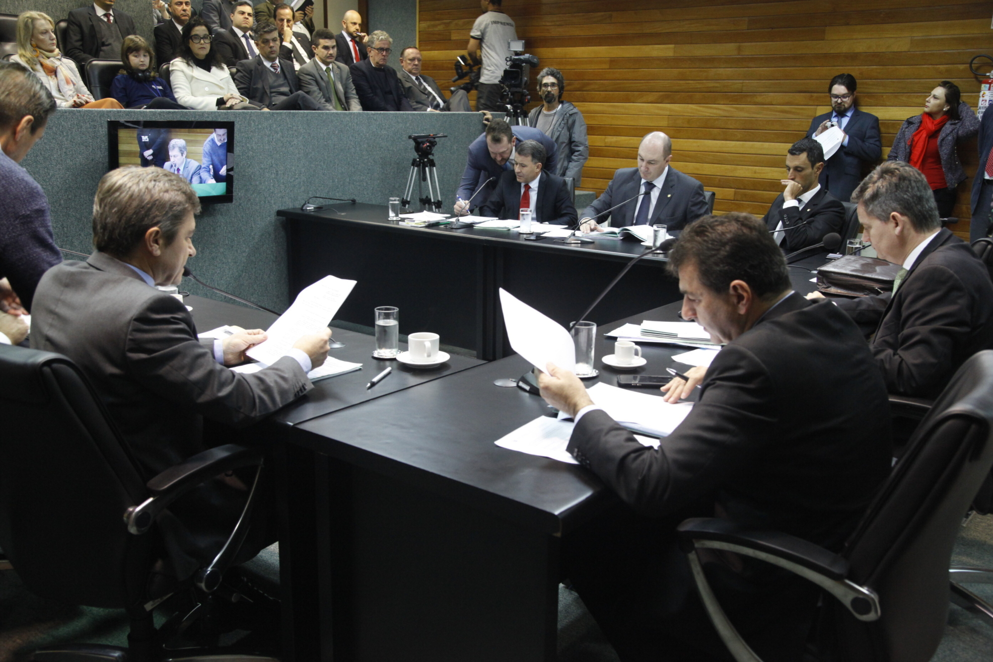 PL quer que produtores de leite sejam informados antes sobre valor pago por produto