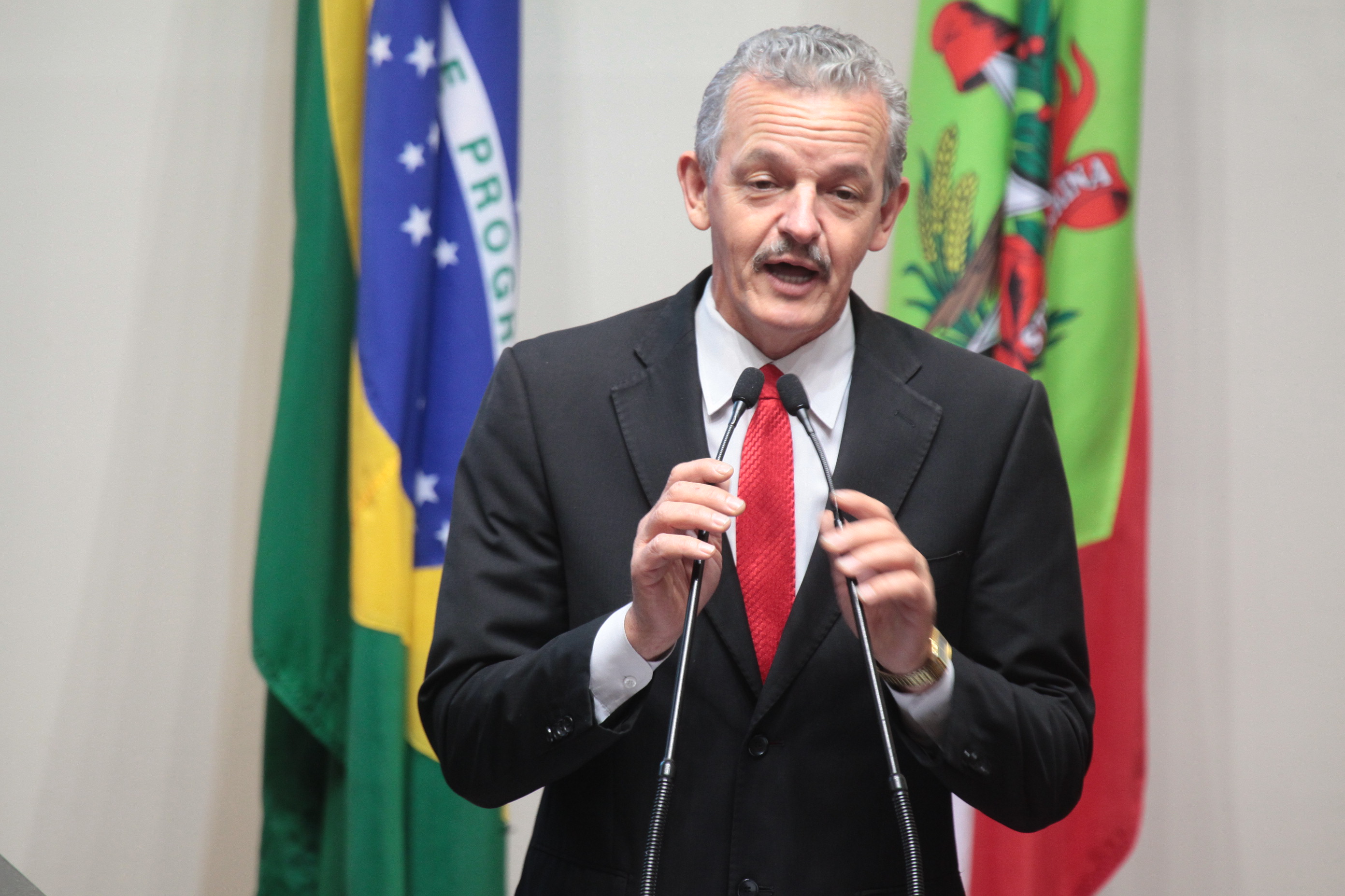 Deputado Dirceu Dresch (PT). Sessão Ordinária.