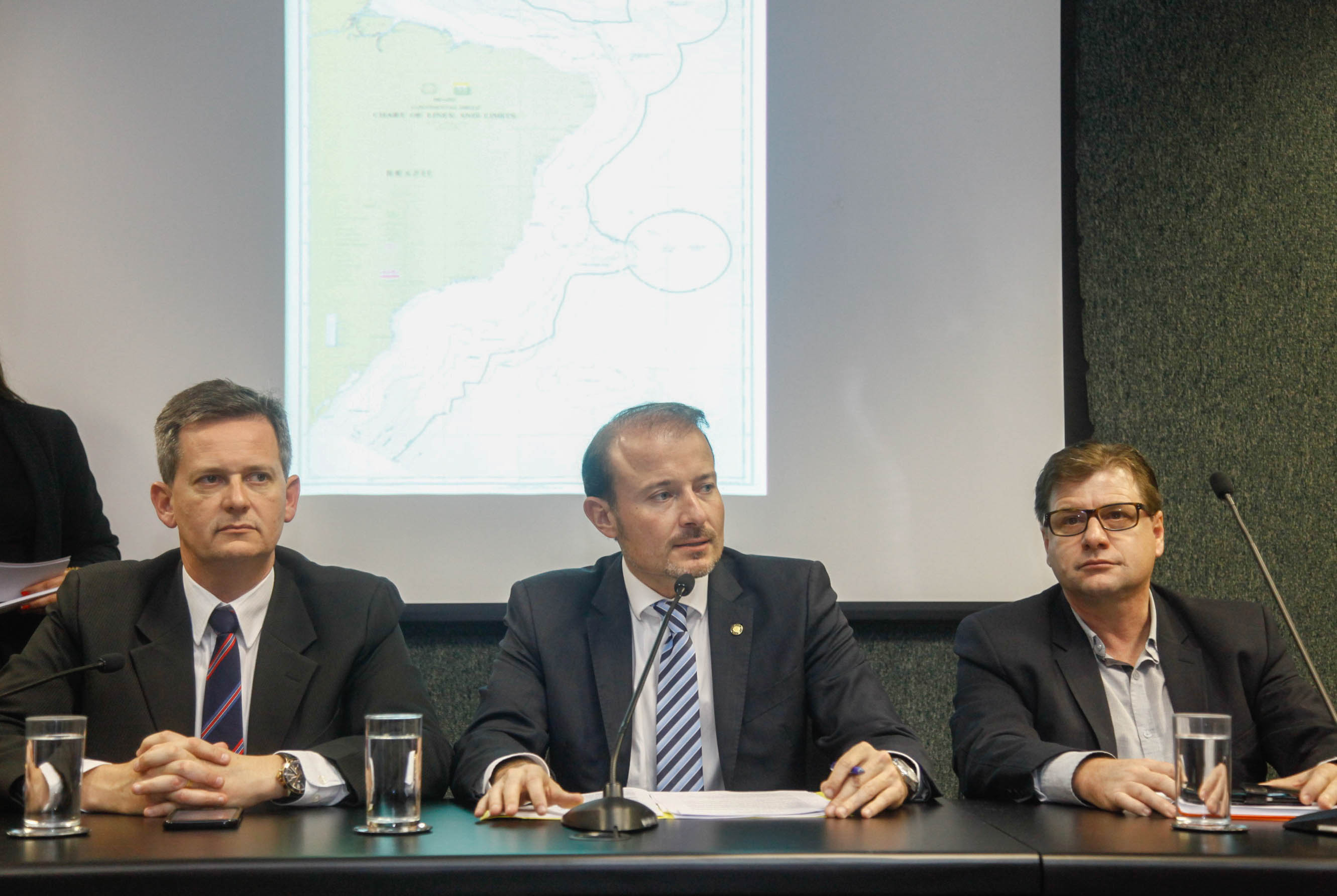 Frente Parlamentar para o Desenvolvimento do Setor Náutico.