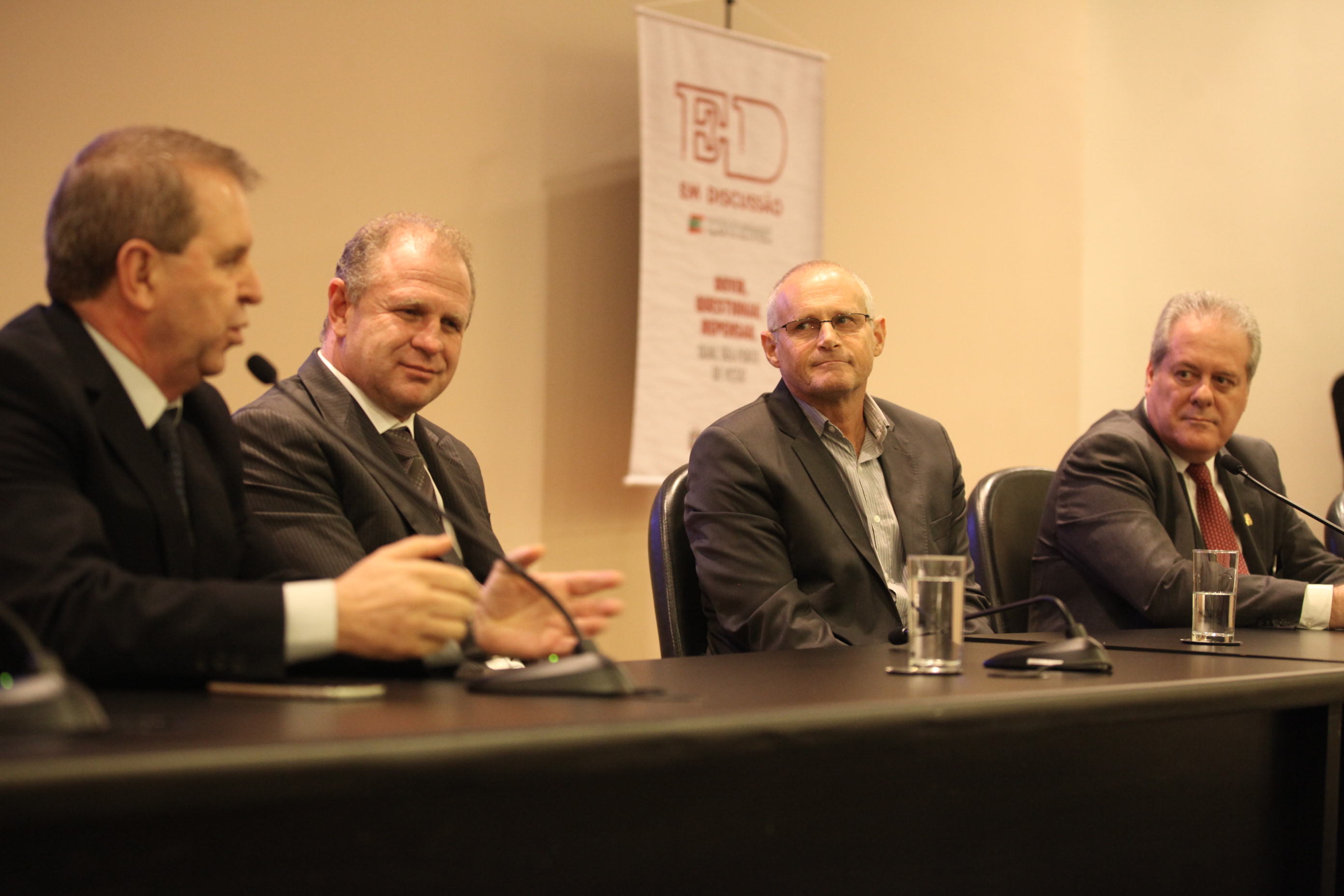 Palestra com José Mariano Beltrame.