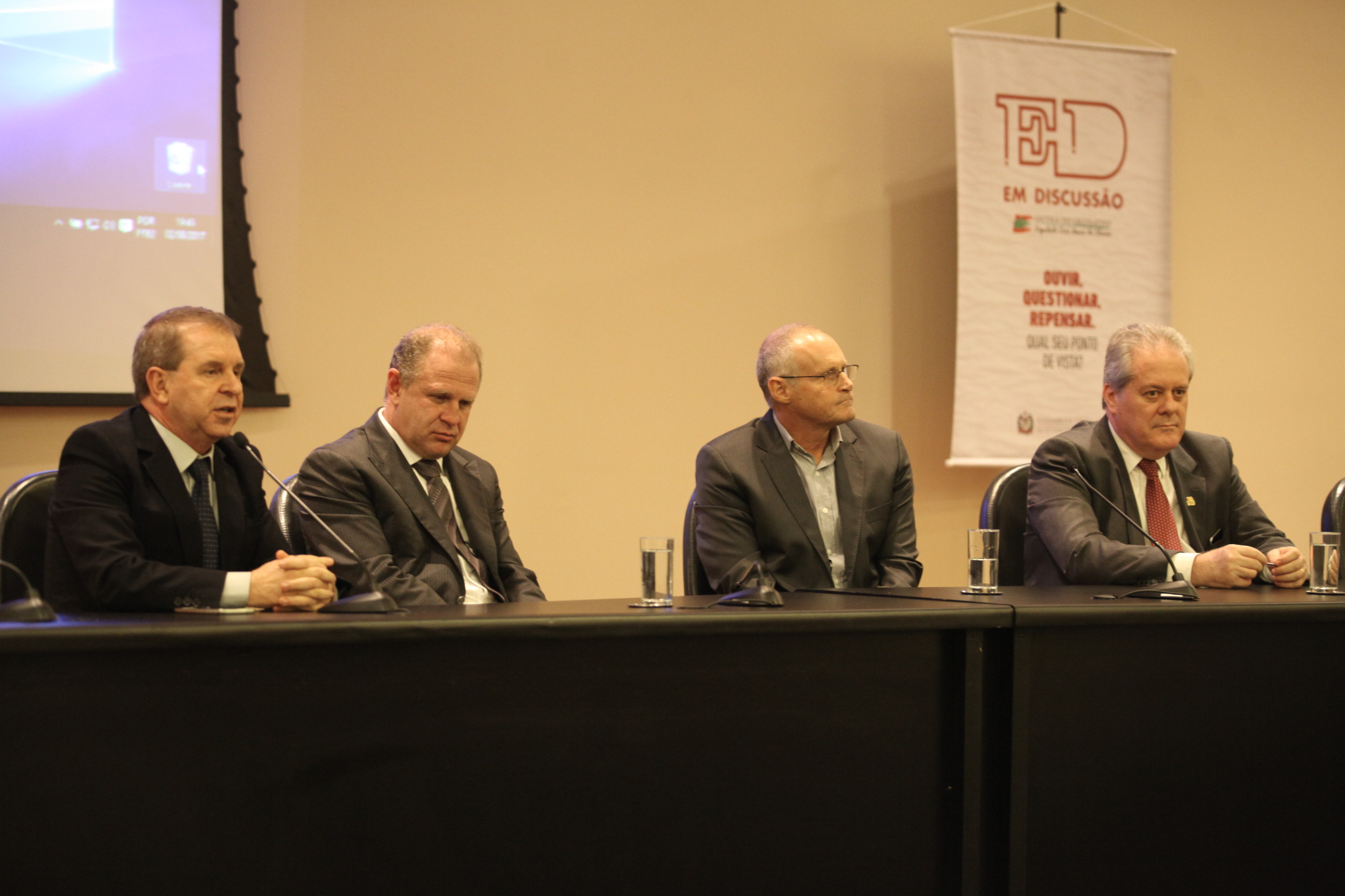 Palestra com José Mariano Beltrame.
