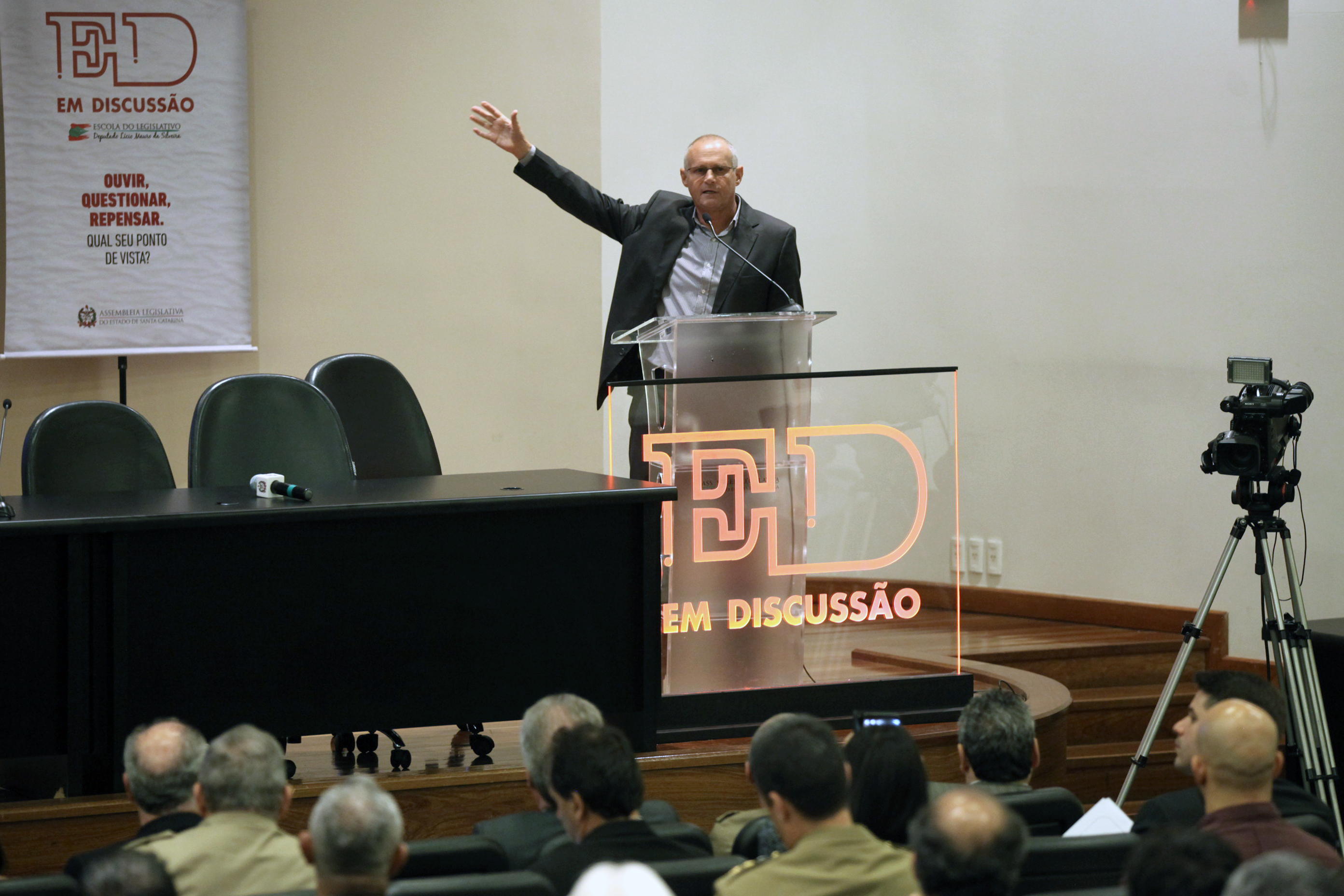 Palestra com José Mariano Beltrame.