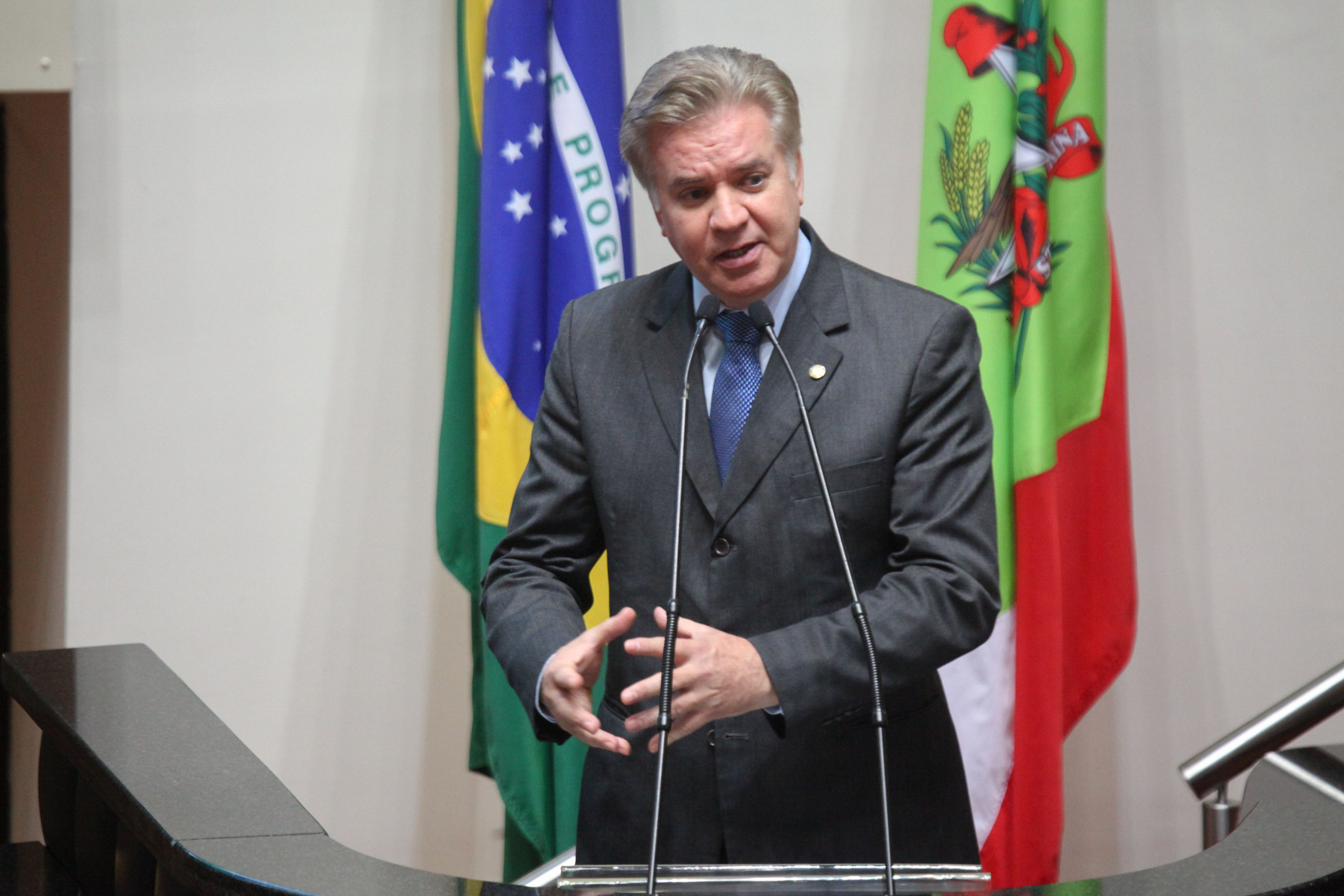 Deputado Cesar Valduga (PCdoB). Sessão Ordinária.