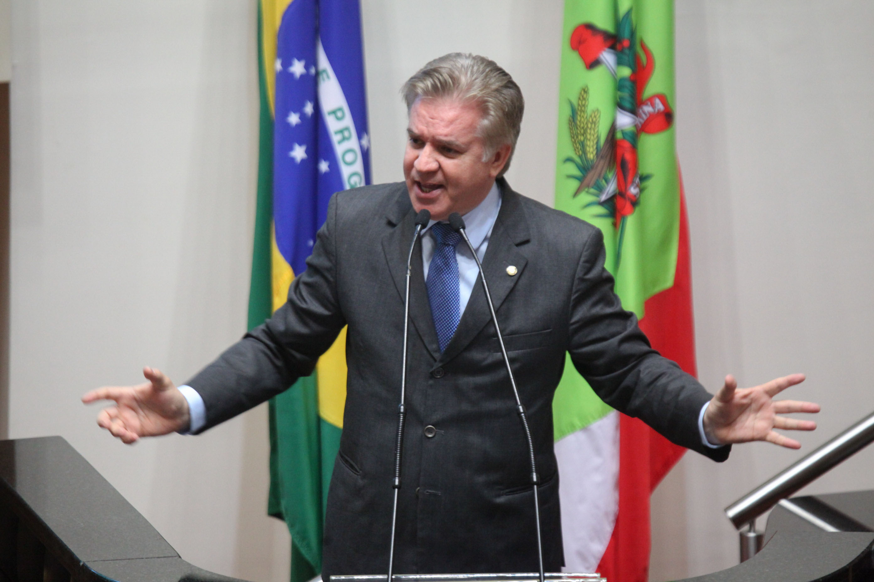 Deputado Cesar Valduga (PCdoB). Sessão Ordinária.