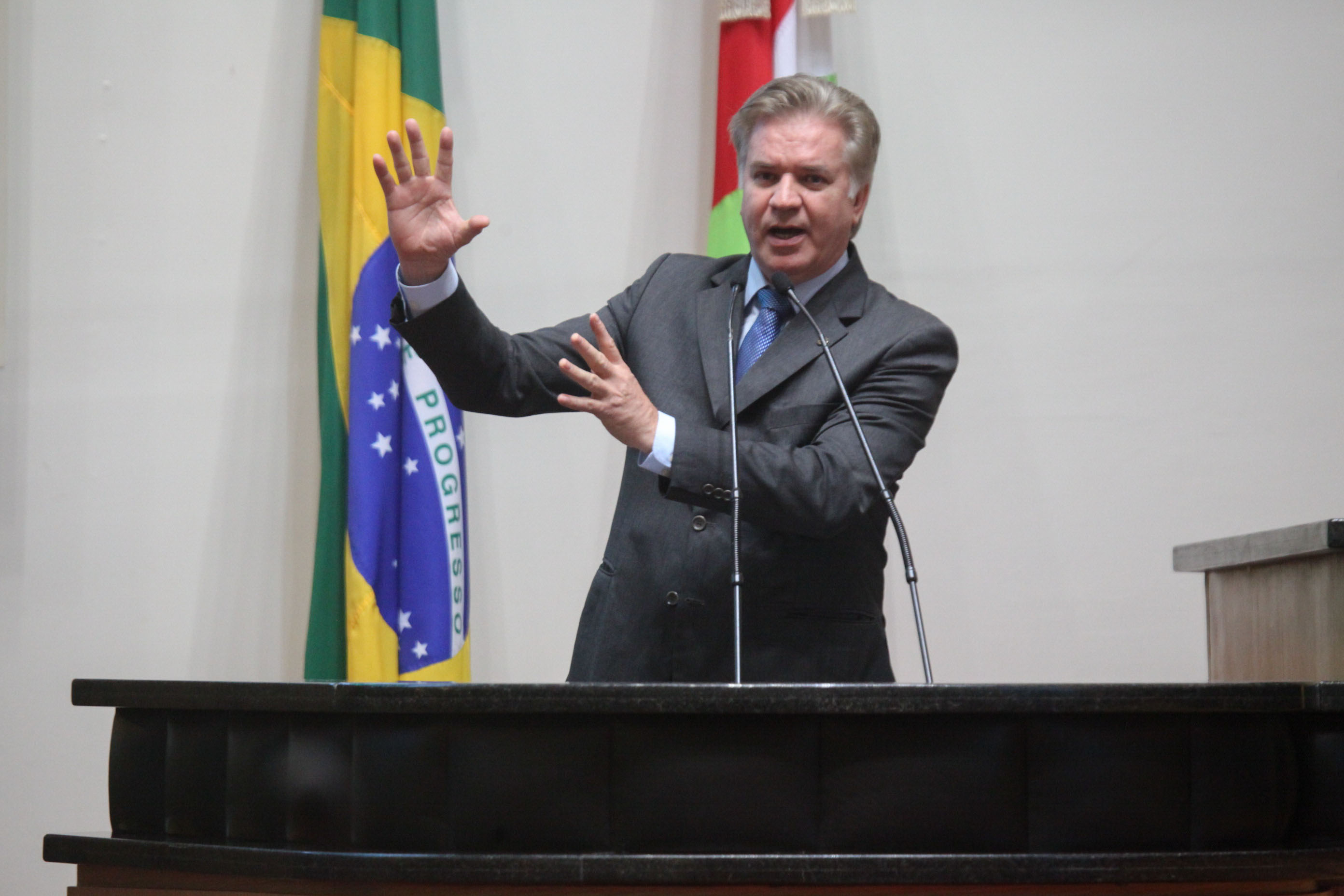 Deputado Cesar Valduga (PCdoB). Sessão Ordinária.