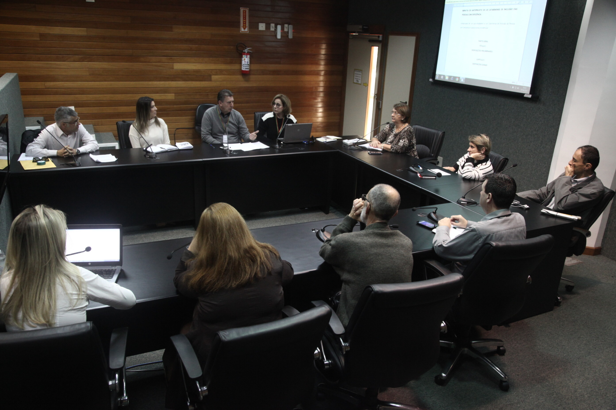 Criação da Lei Catarinense de Inclusão da Pessoa com Deficiência entra na fase final