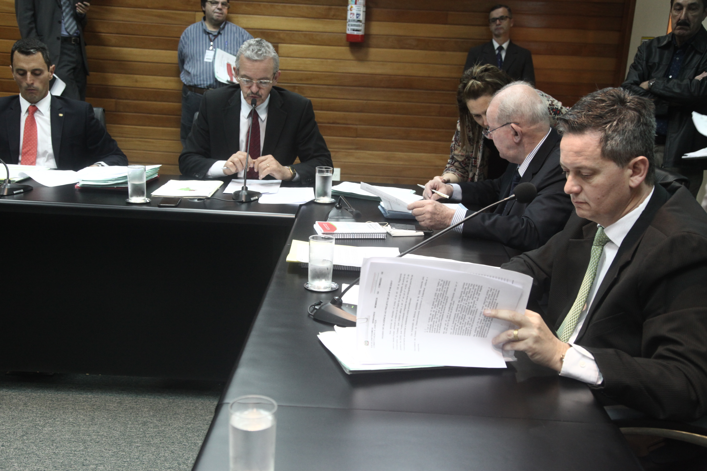 Comissão de Constituição e Justiça.