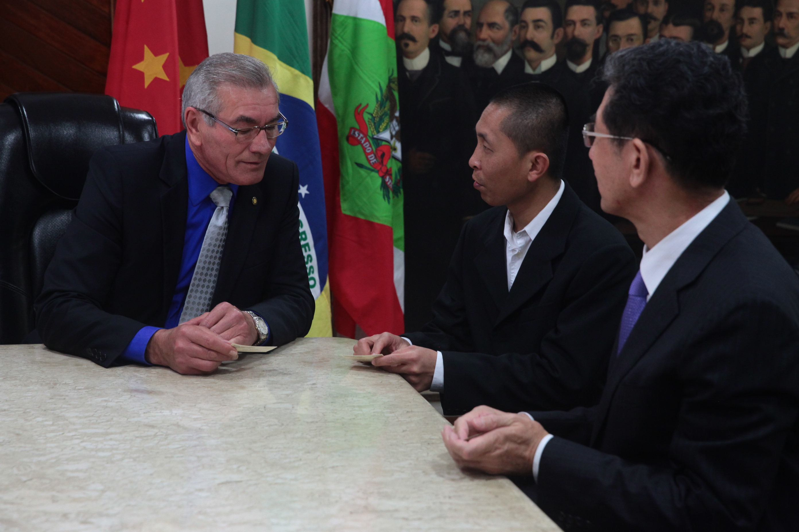 Presidência da Alesc Recebe Comitiva Chinesa.