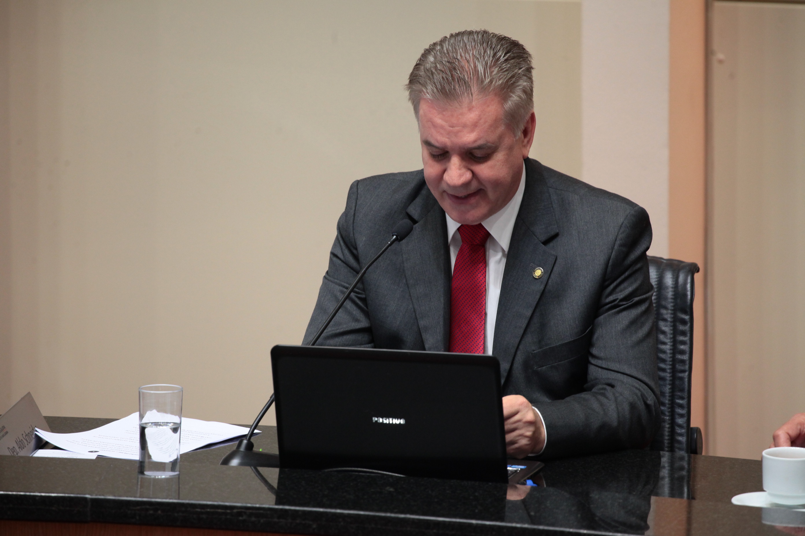 Deputado César Valduga (PCdoB). Sessão Ordinária.