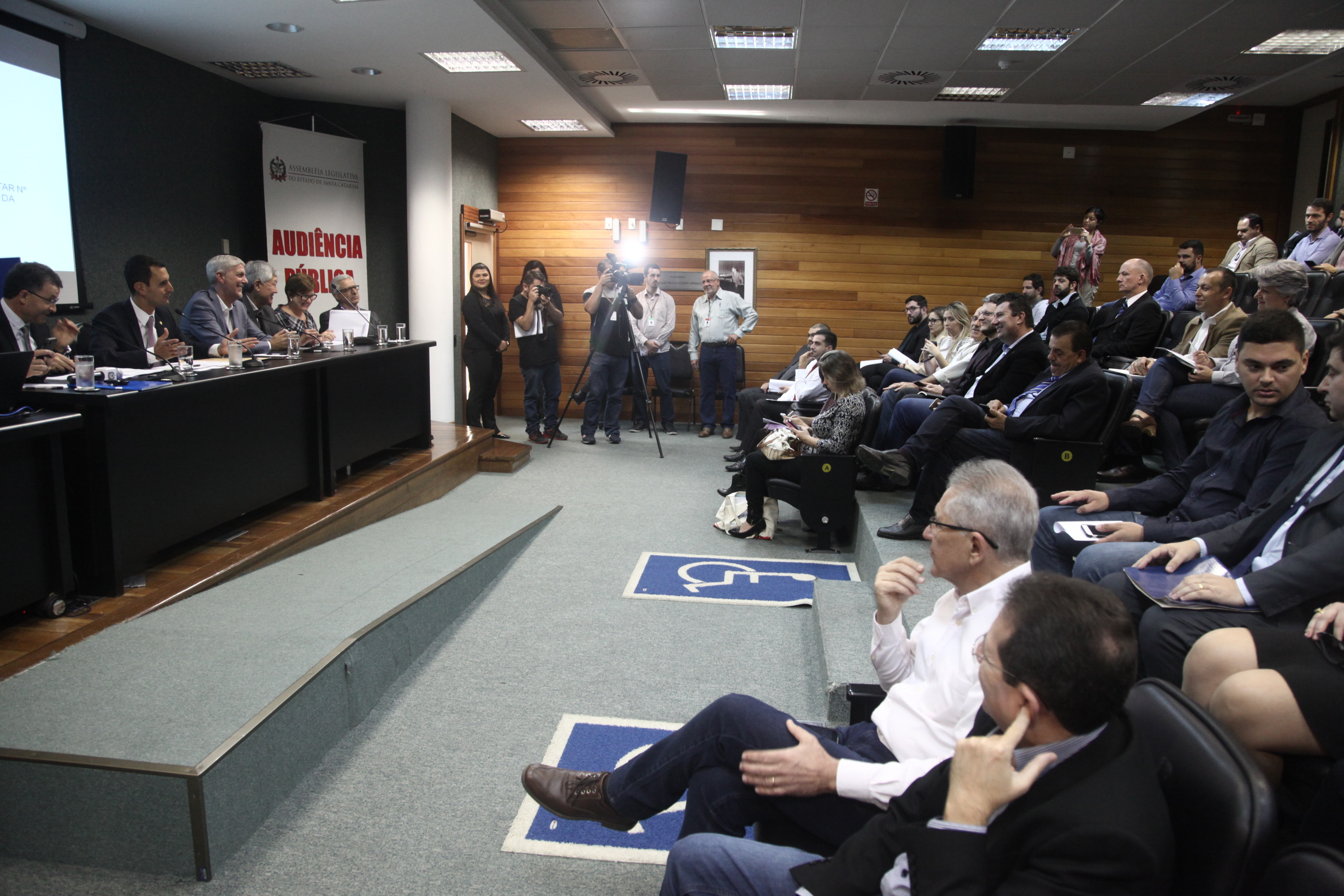 Audiência Pública Sobre PL que Altera a Lei da Suderf.