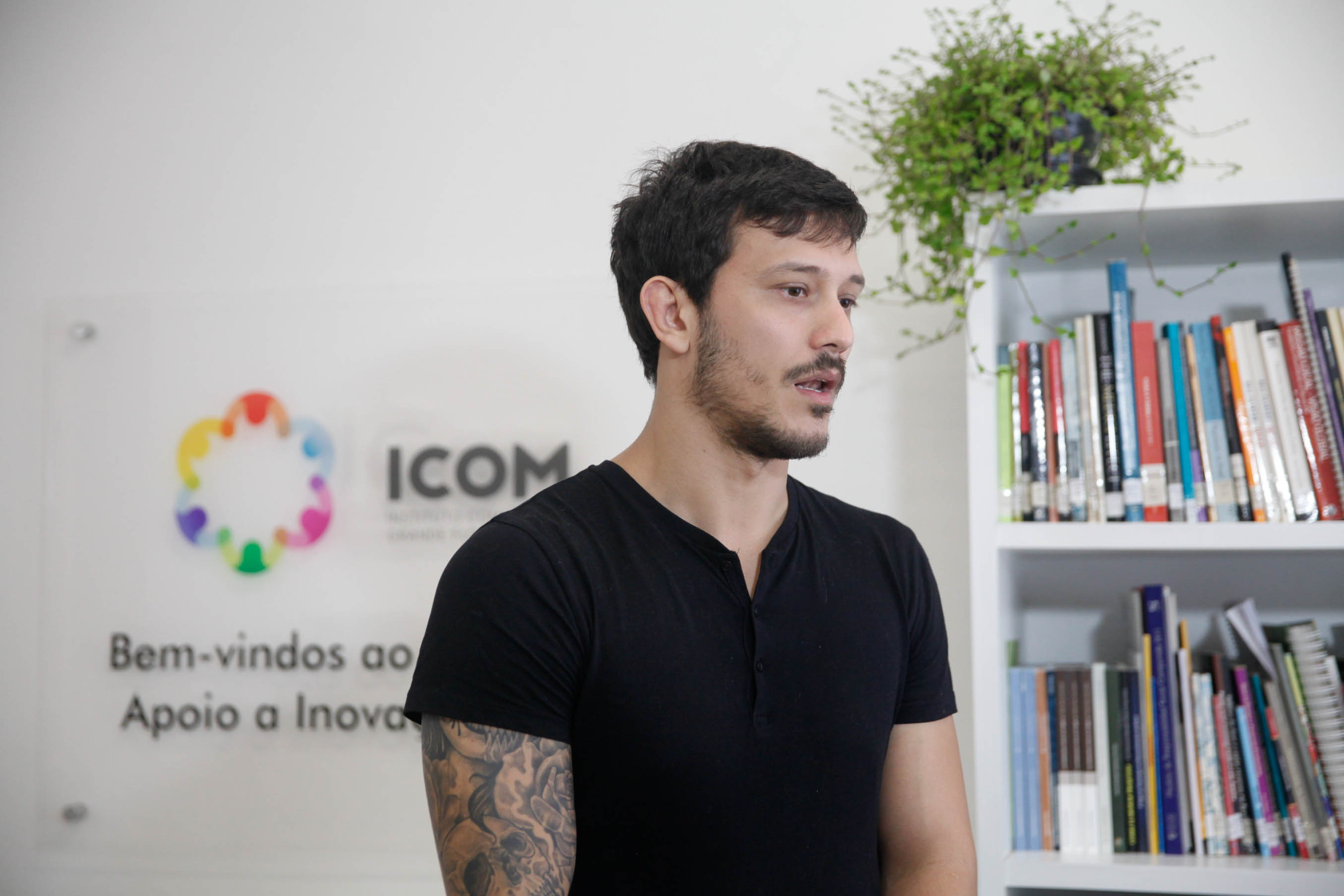 Bruno Périco Behr. ICOM – Instituto Comunitário da Grande Florianópolis.