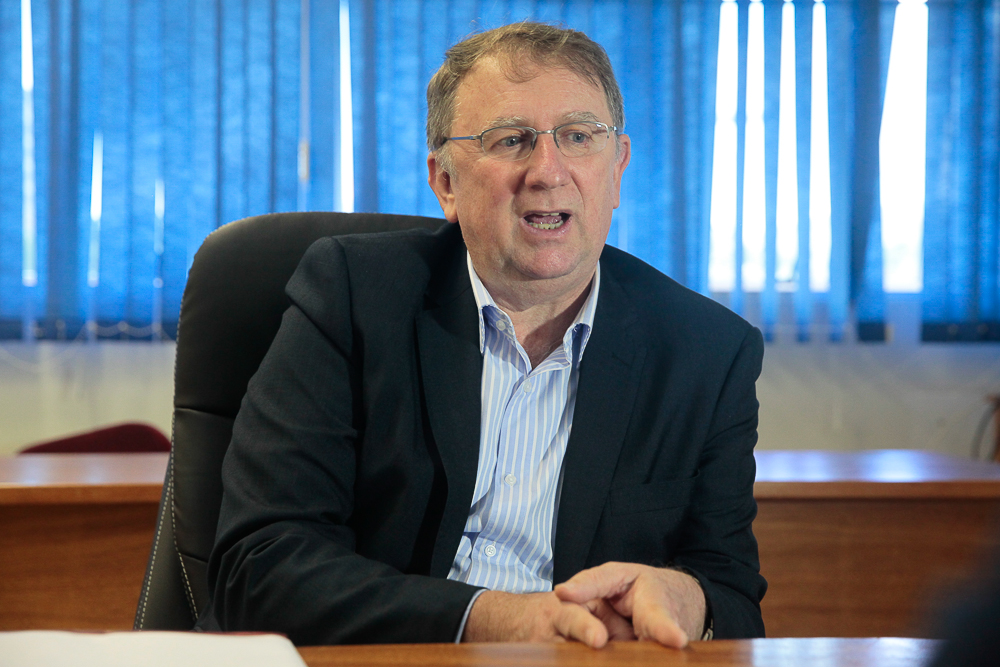Professor Orides Mezzaroba