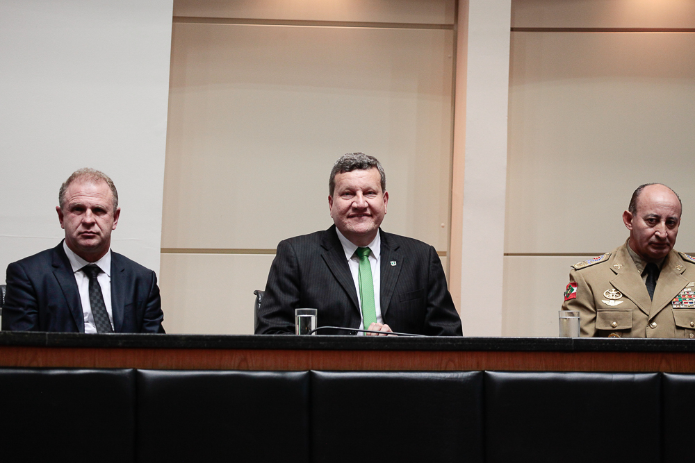 Concessão de Título de Cidadão Catarinense ao Senhor Luciano Buligon