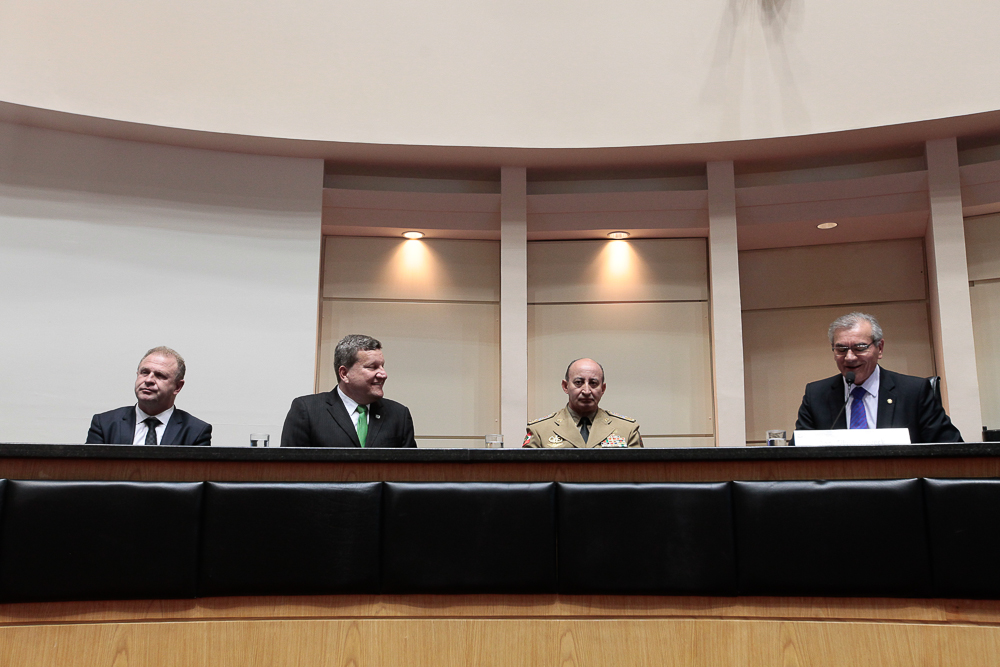 Concessão de Título de Cidadão Catarinense ao Senhor Luciano Buligon