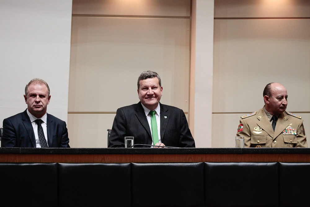 Concessão de Título de Cidadão Catarinense ao Senhor Luciano Buligon