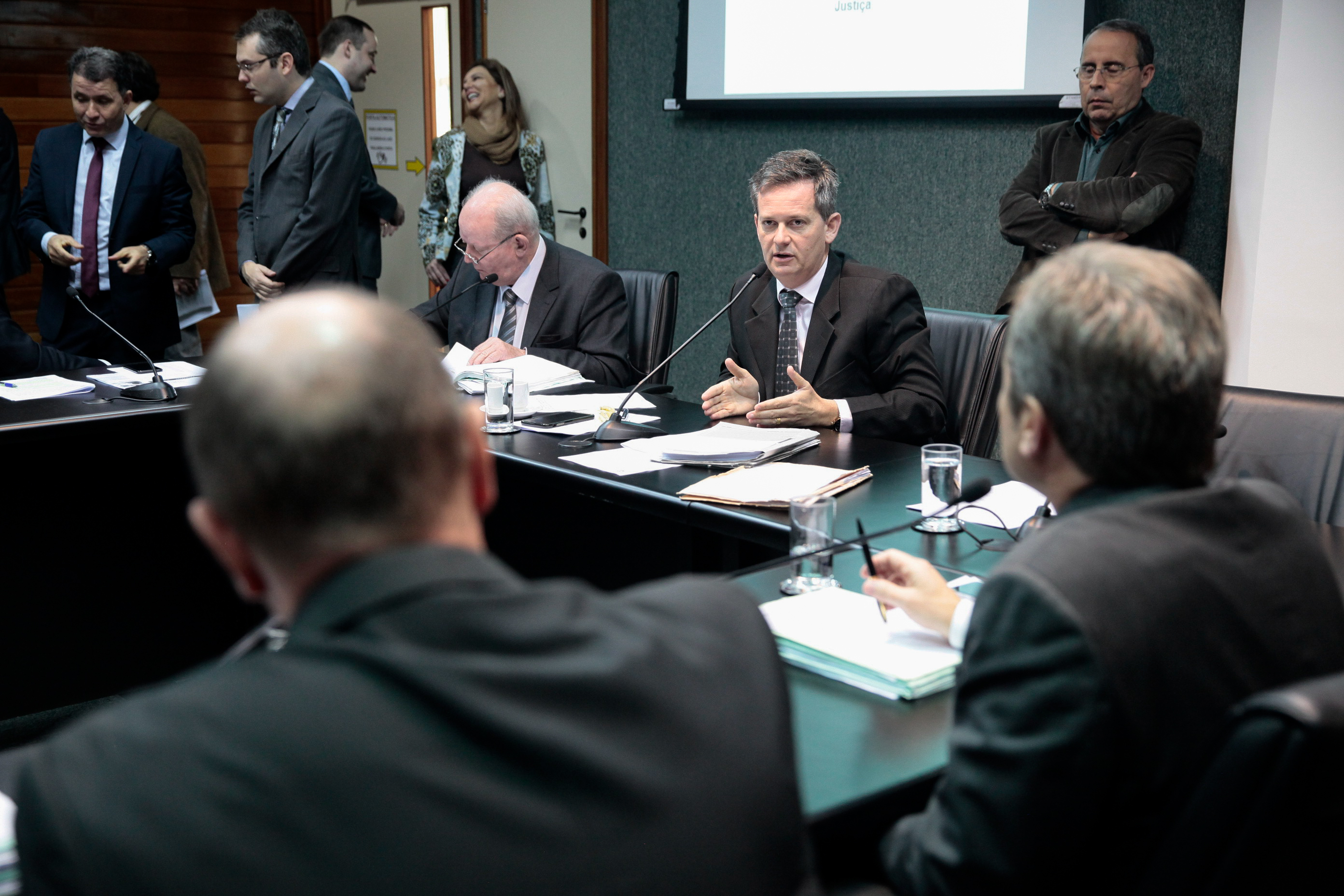 Comissão de Constituição e Justiça.