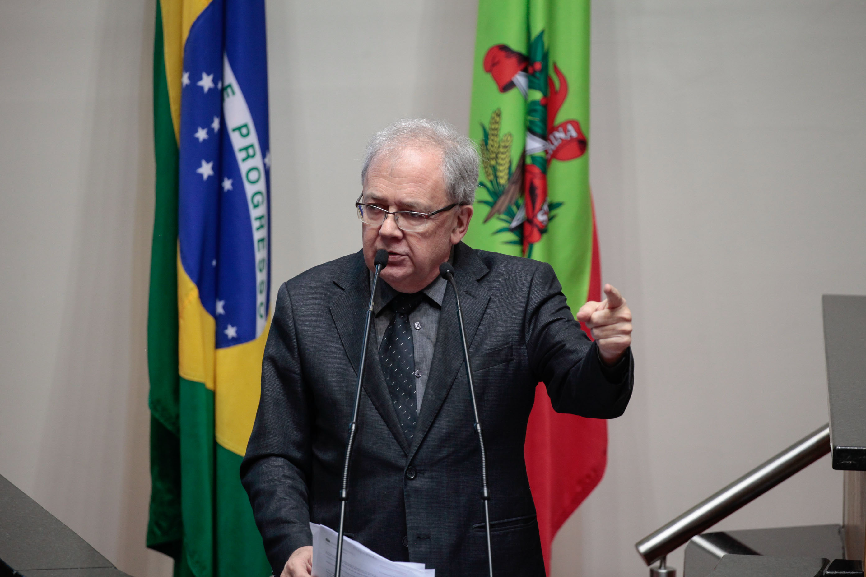 Deputado Fernando Coruja (PMDB). Sessão Ordinária.