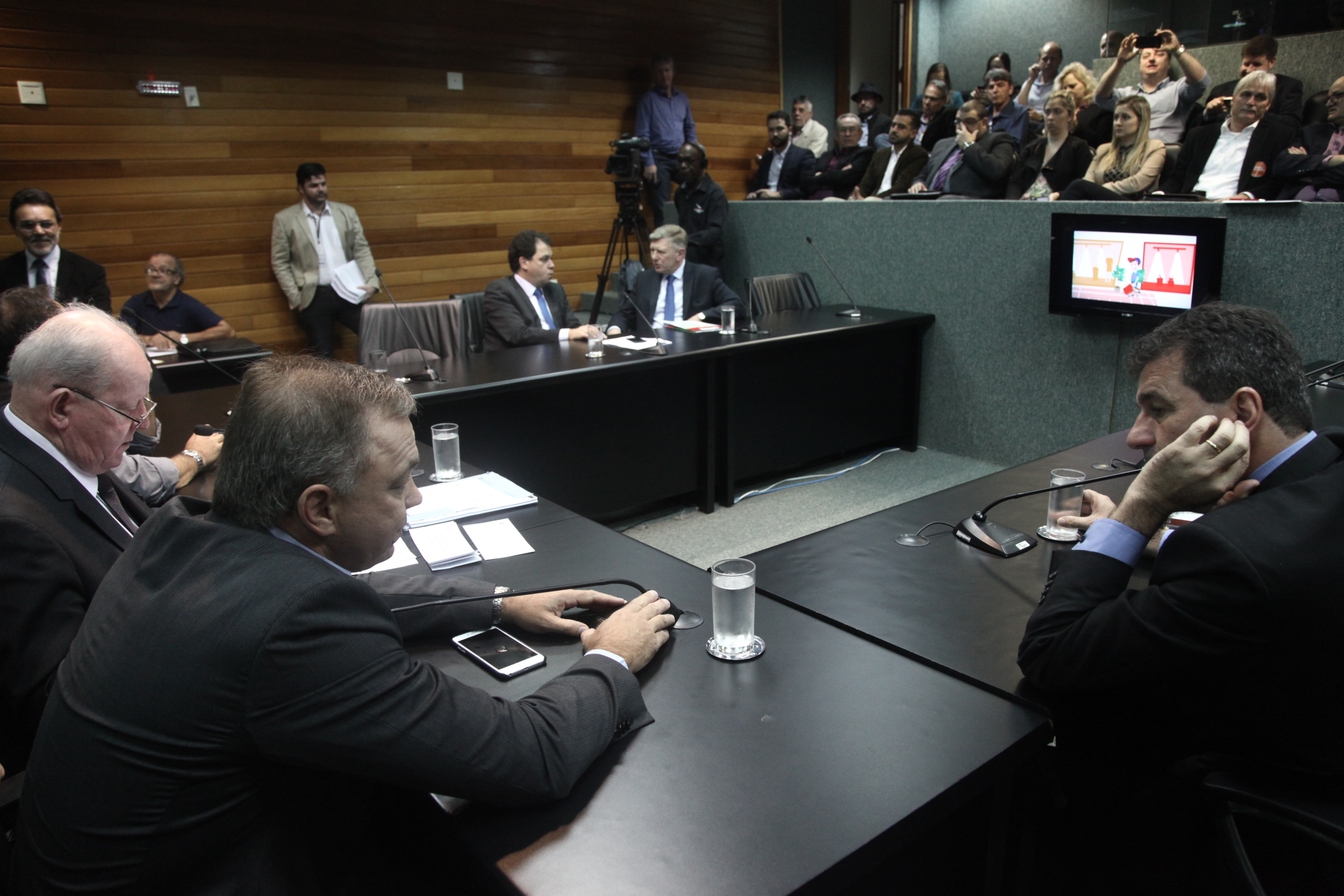 Comissão de Finanças e Tributação.