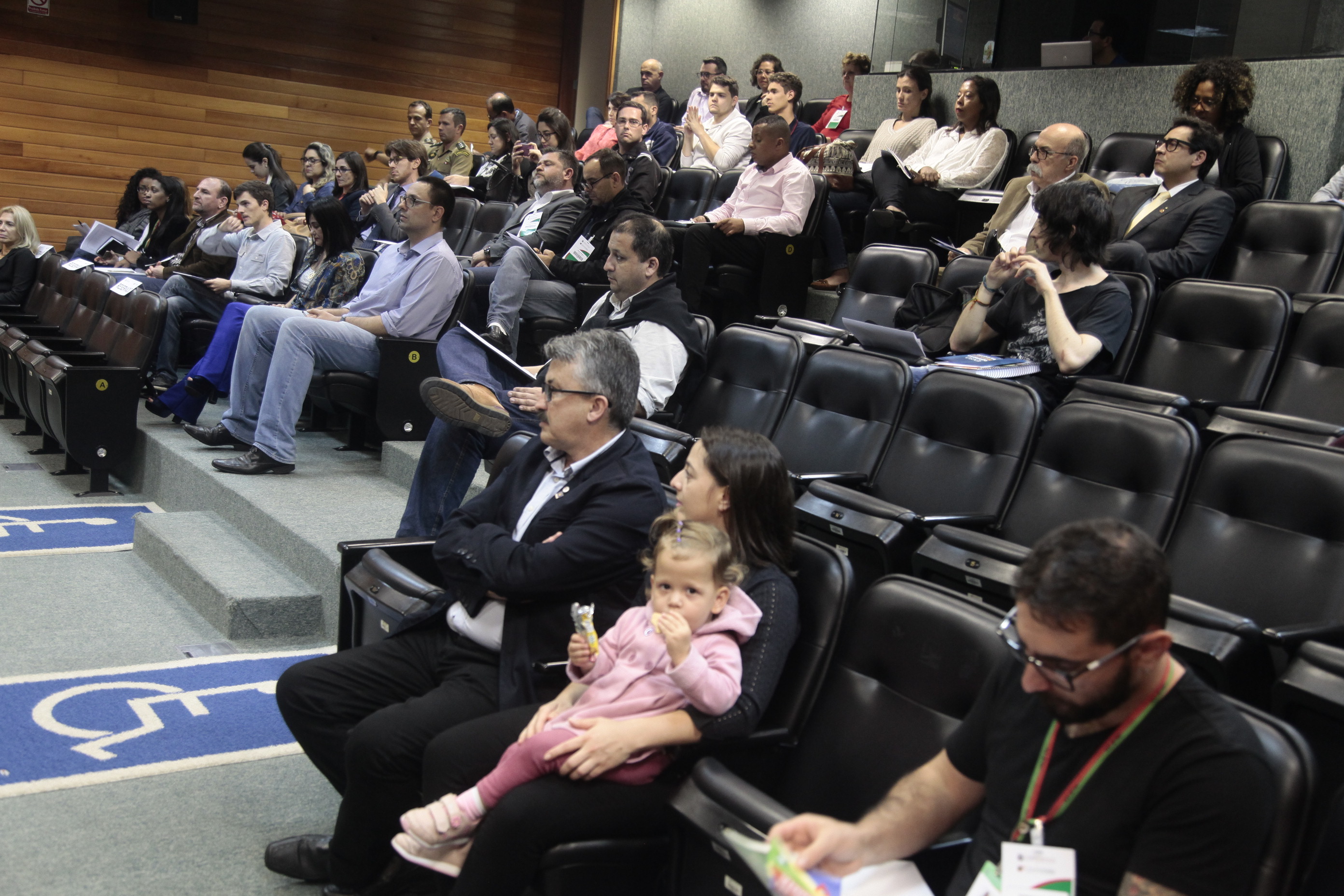 Debate Contemporâneo A Crise Política no Brasil - Marcelo Nerling.