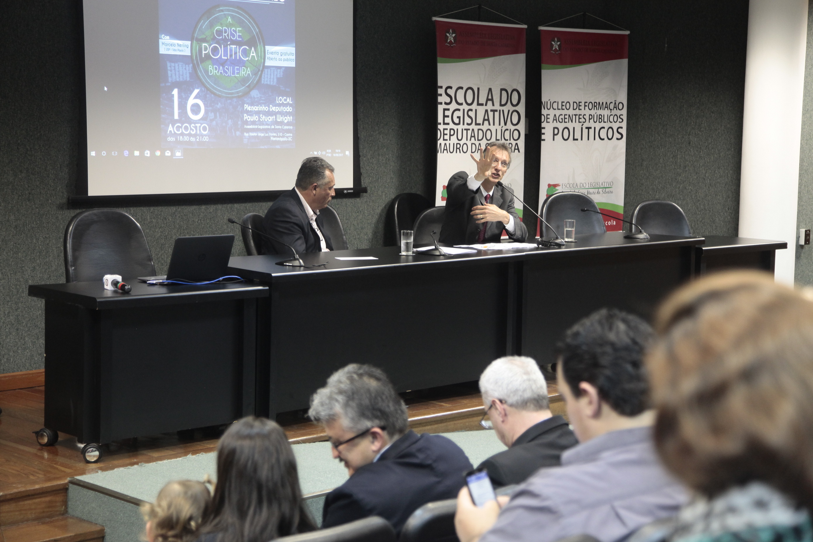 Debate Contemporâneo A Crise Política no Brasil - Marcelo Nerling.