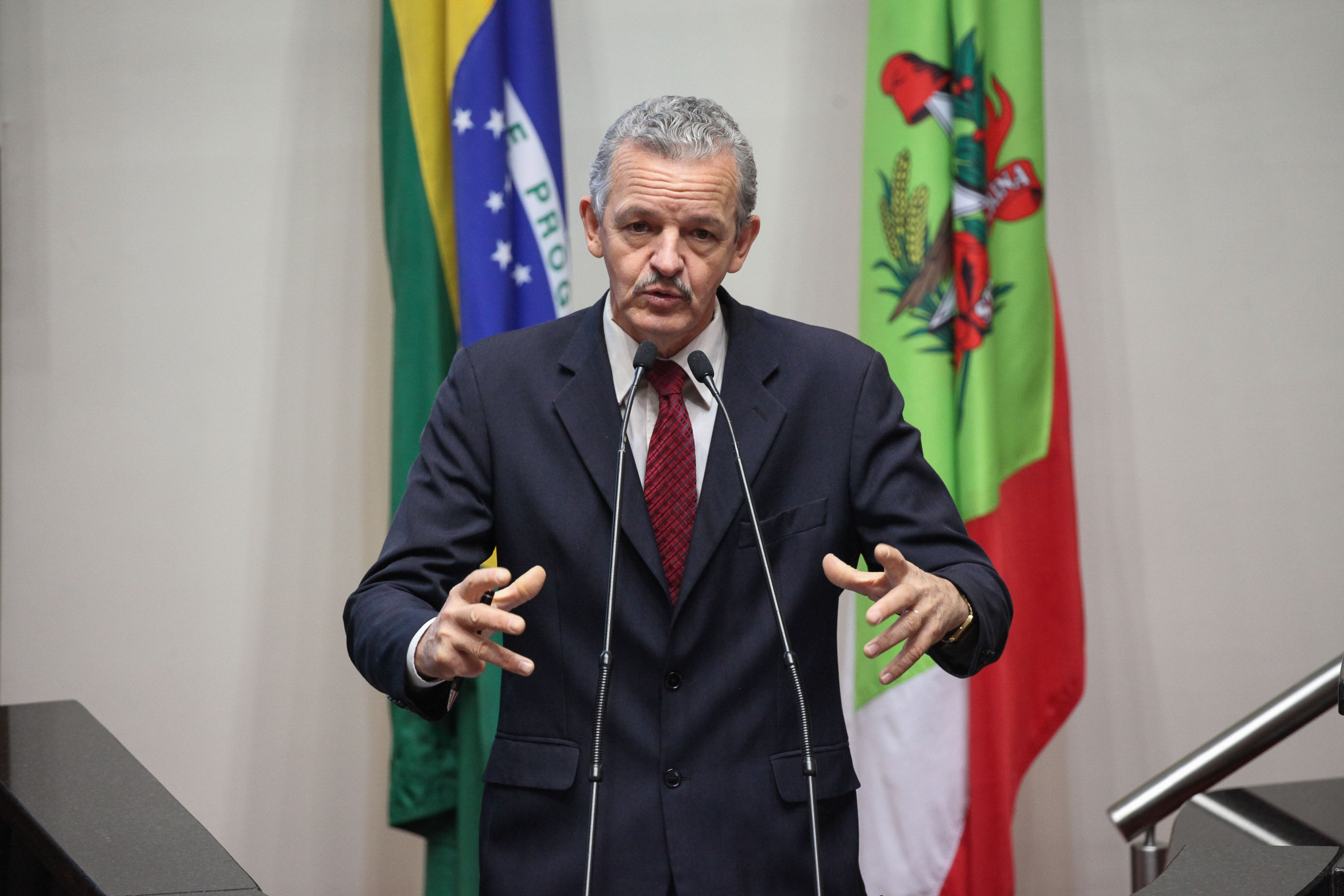 Deputado Dirceu Dresch (PT). Sessão Ordinária.