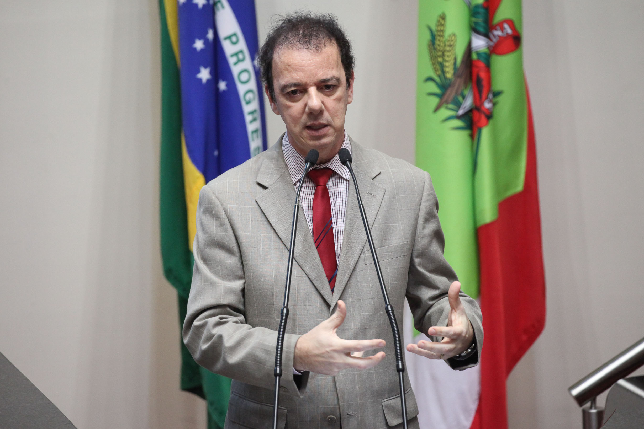 Deputado Ismael dos Santos (PSD). Sessão Ordinária.