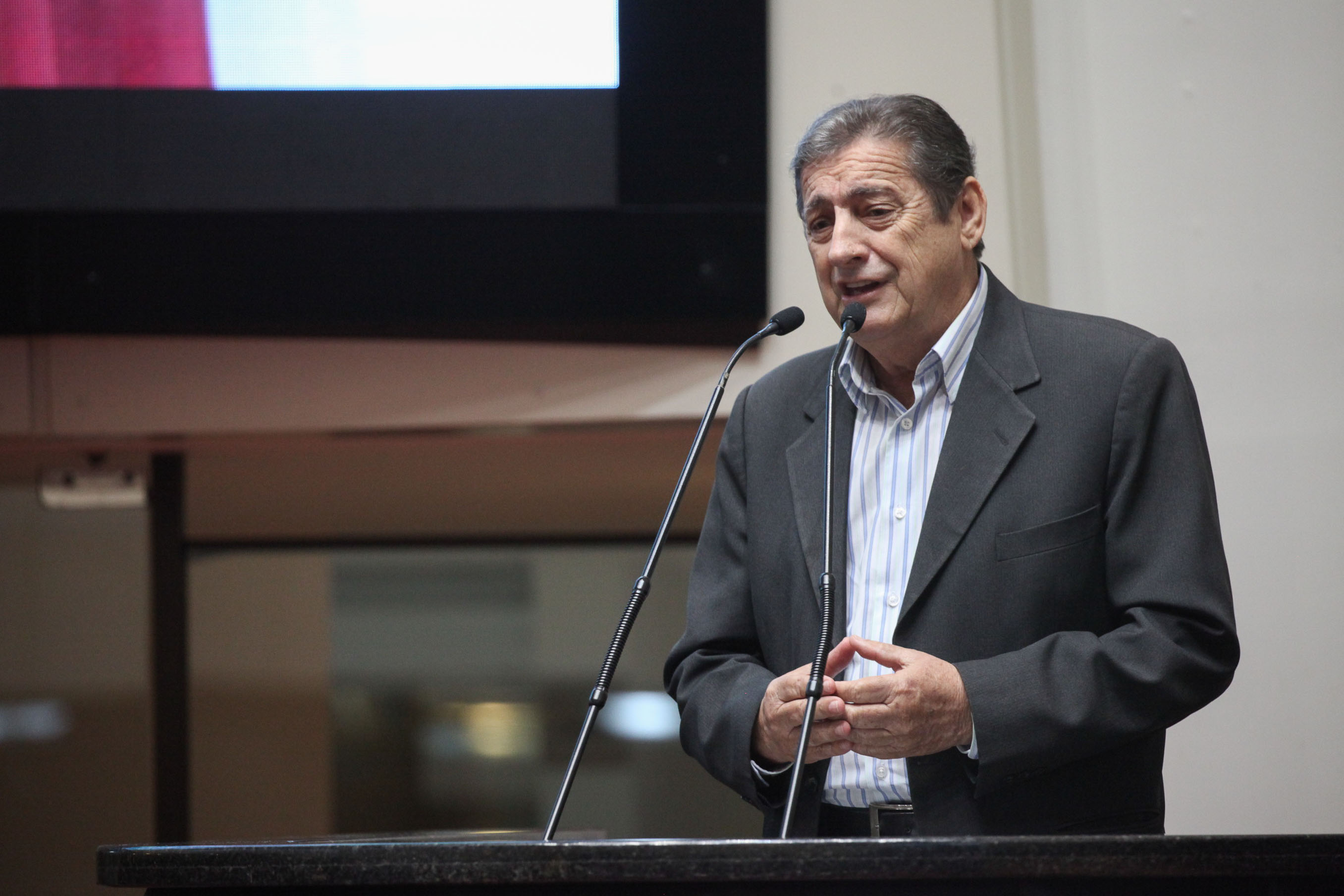 Ivo da Silva - Presidente da Fepesc.  Sessão Ordinária.